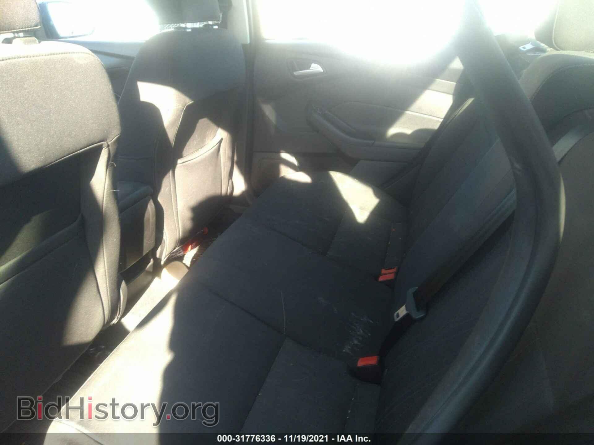 2017 FORD FOCUS - VIN: 1FADP3F24HL303371 - Фото 8