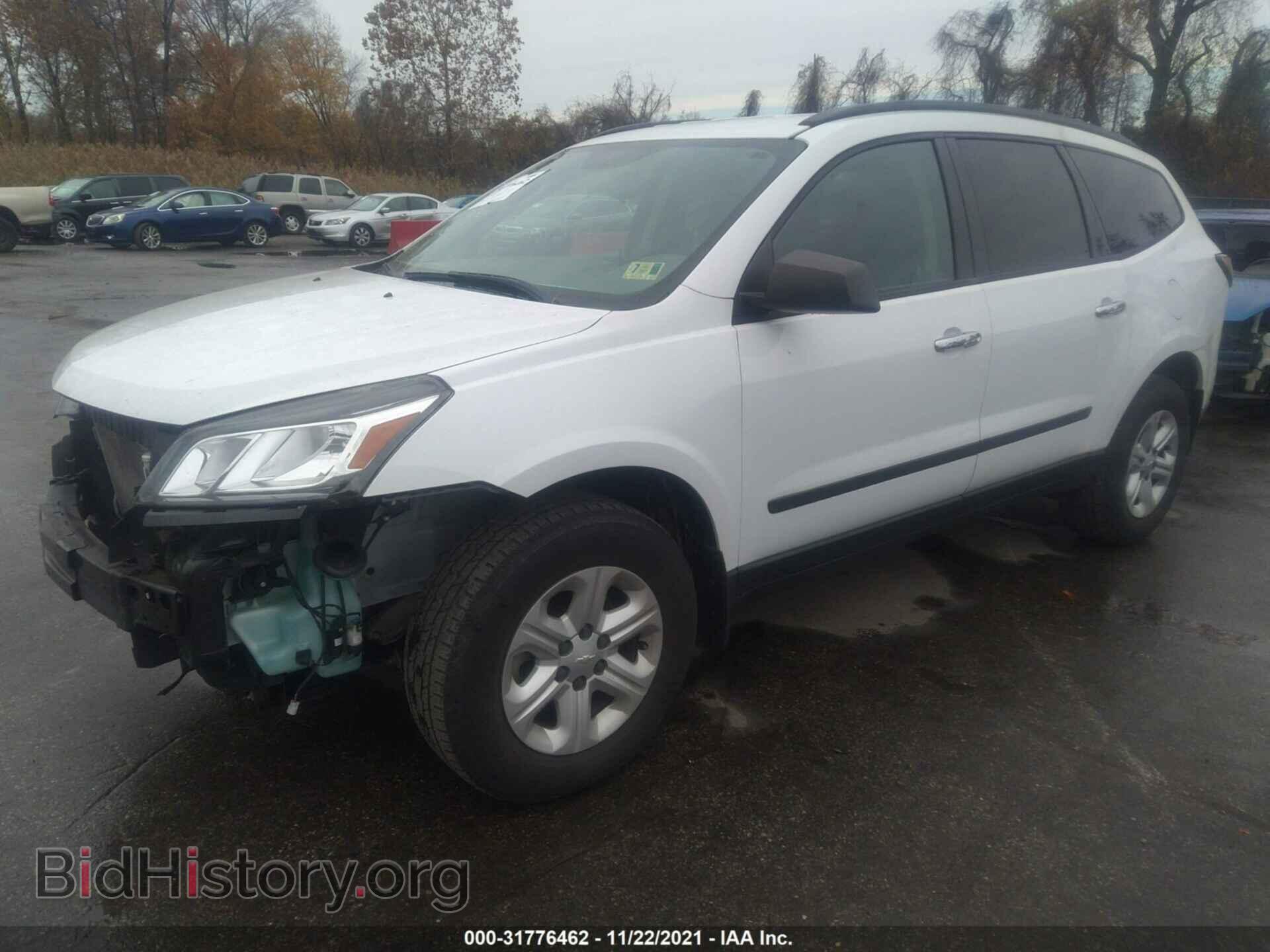2016 CHEVROLET TRAVERSE - VIN: 1GNKRFKDXGJ257342 - Фото 2