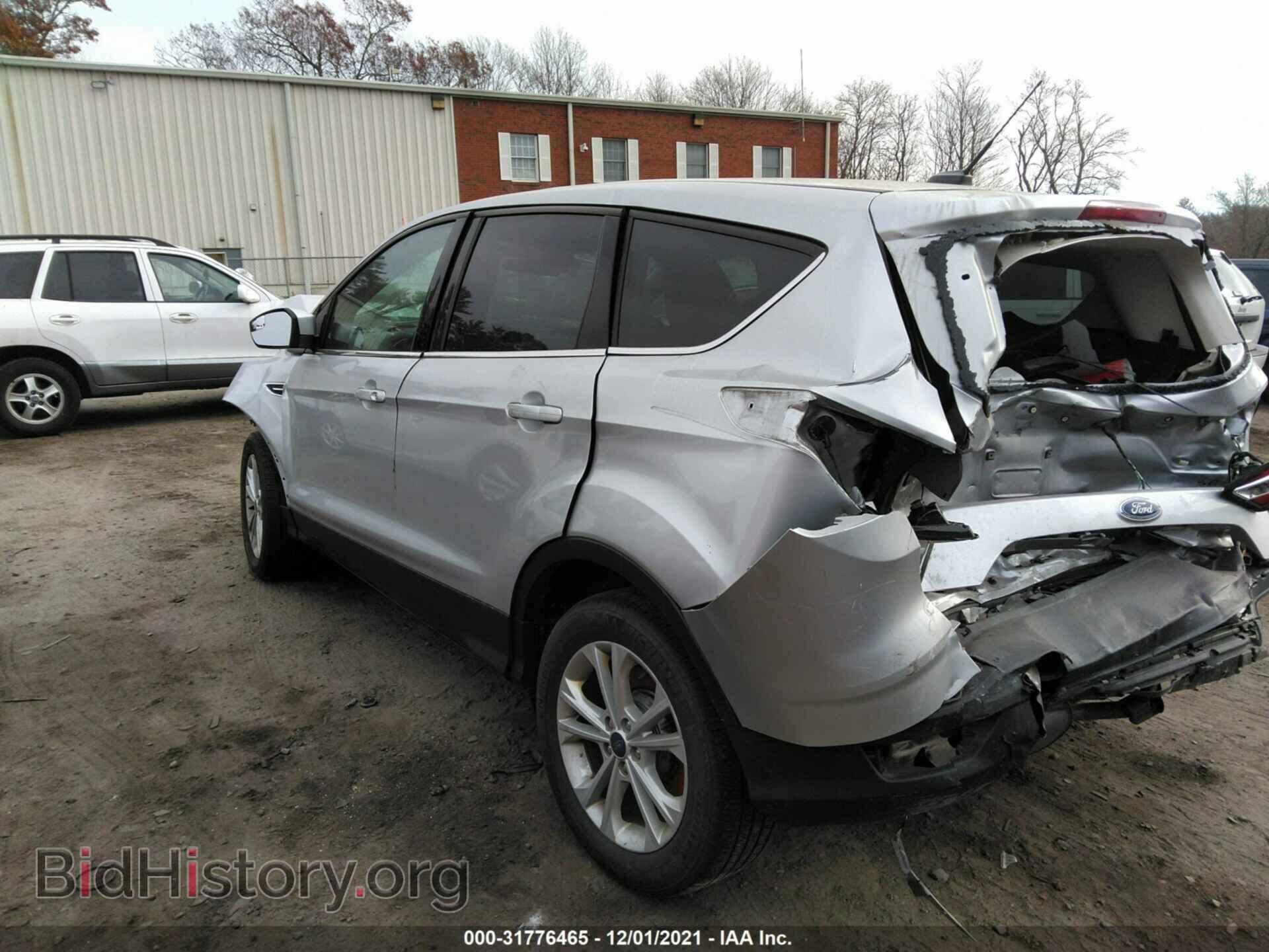 2017 FORD ESCAPE - VIN: 1FMCU9GD8HUD14073 - Фото 3