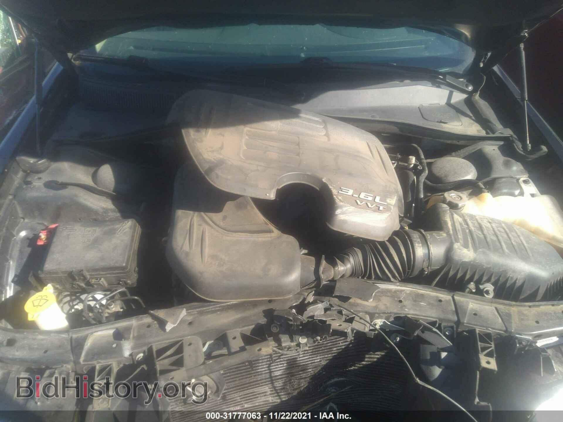 2014 CHRYSLER 300 - VIN: 2C3CCAAG9EH381182 - Фото 10