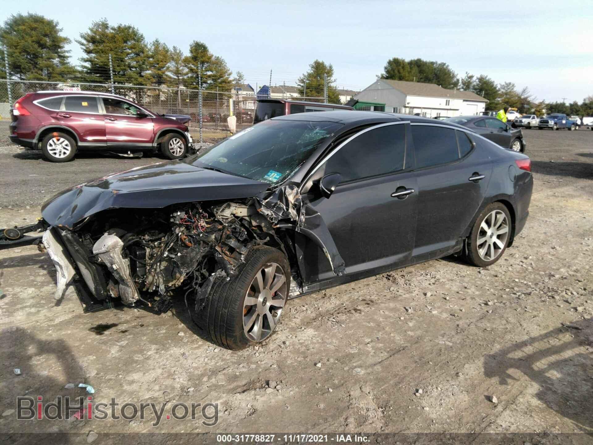 2011 KIA OPTIMA - VIN: KNAGR4A62B5093363 - Фото 2