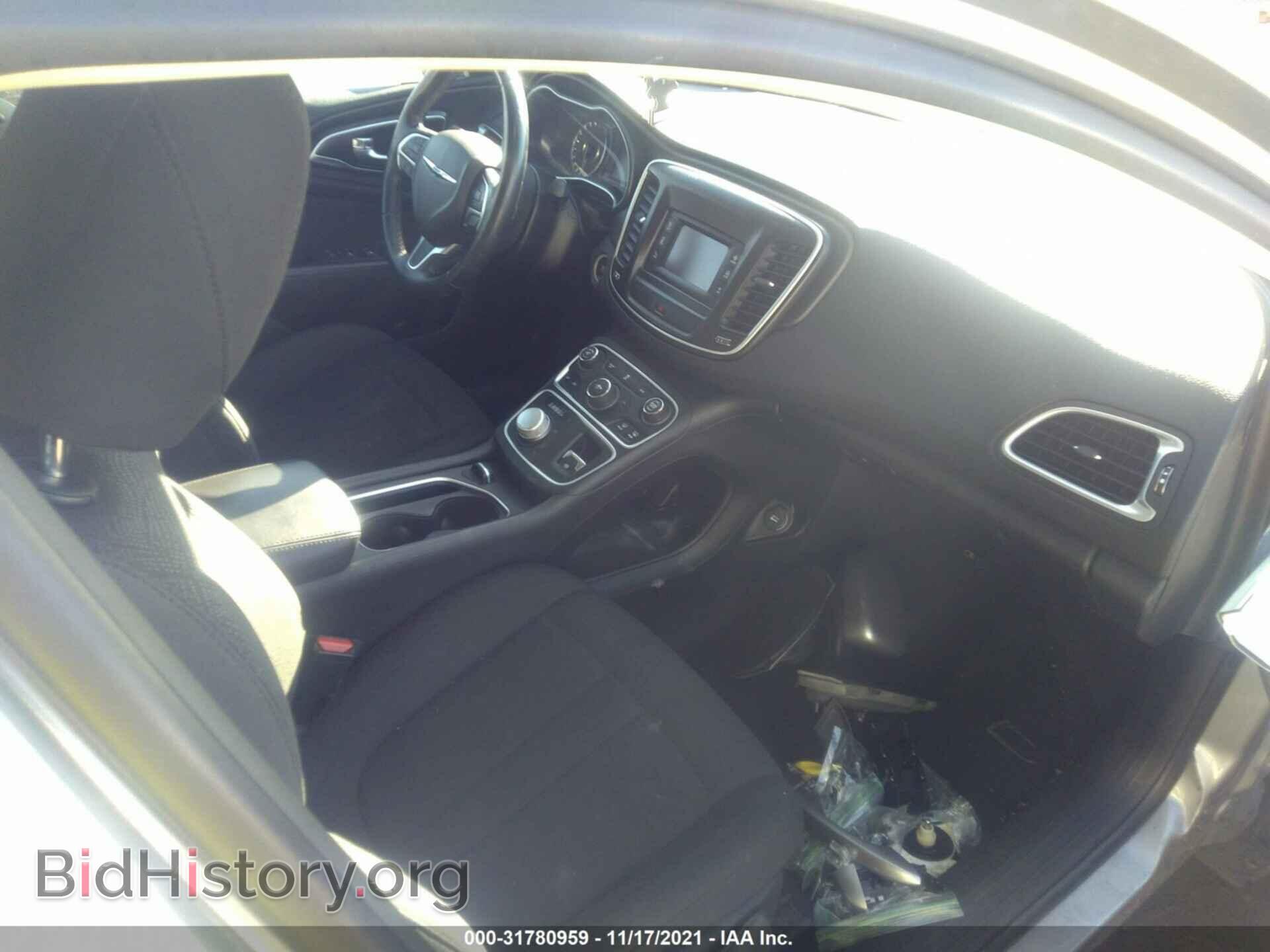 2016 CHRYSLER 200 - VIN: 1C3CCCAB6GN153439 - Фото 5