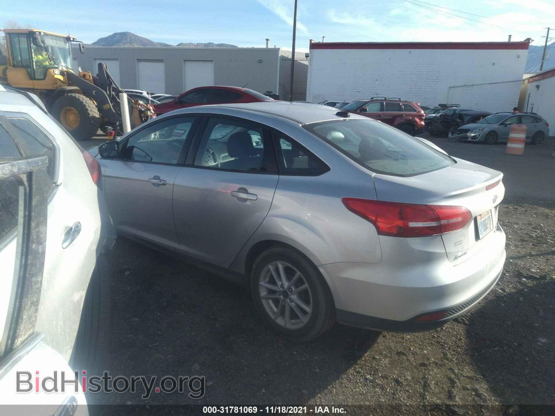 2016 FORD FOCUS - VIN: 1FADP3F20GL290875 - Фото 3