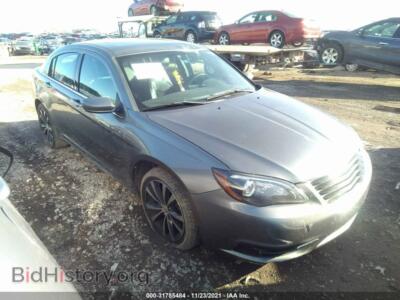 2013 Chrysler 200 Limited, серебристый — VIN 1C3CCBCG2DN747055, IAAI