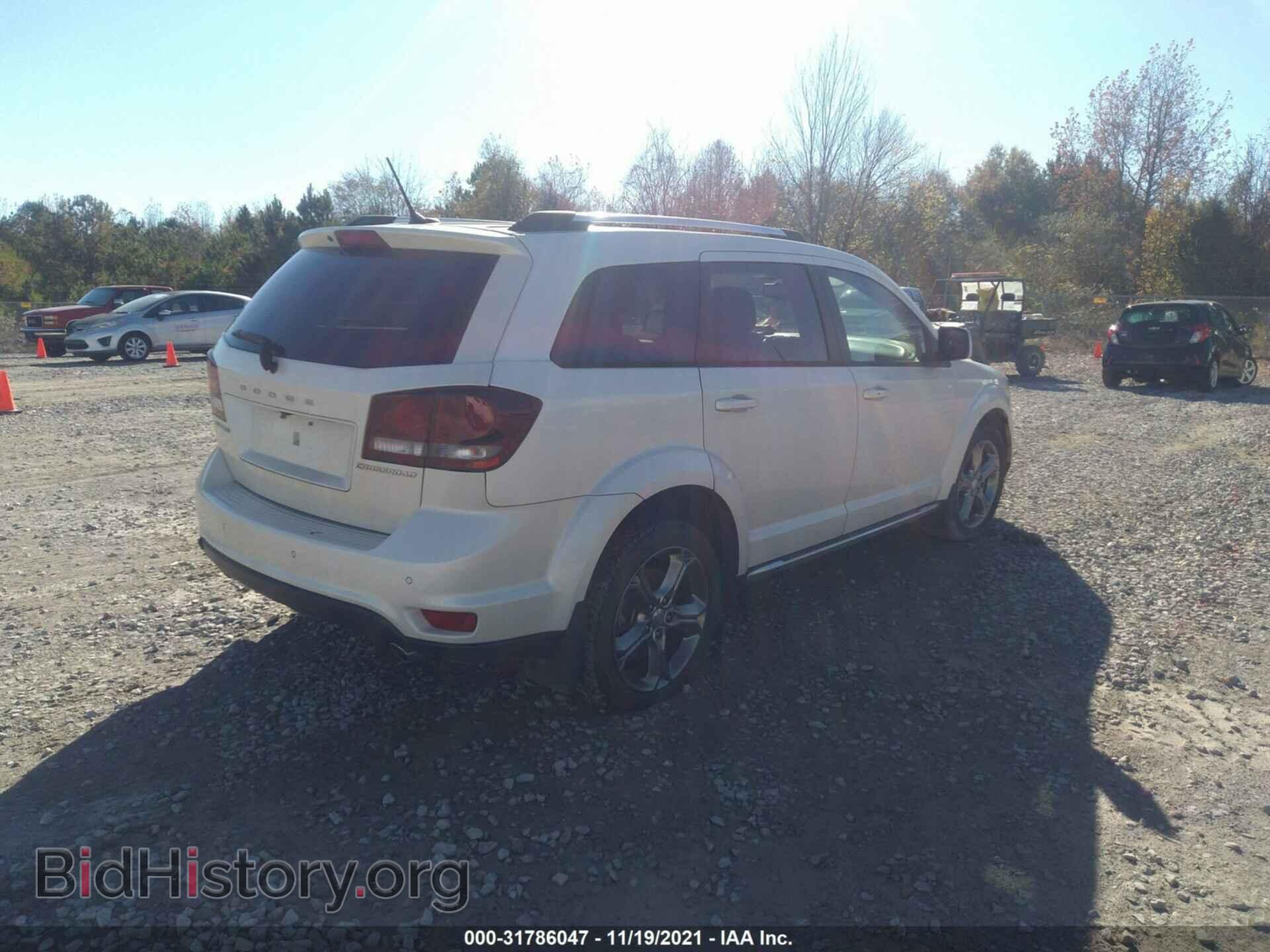 2017 DODGE JOURNEY - VIN: 3C4PDCGG4HT545656 - Фото 4