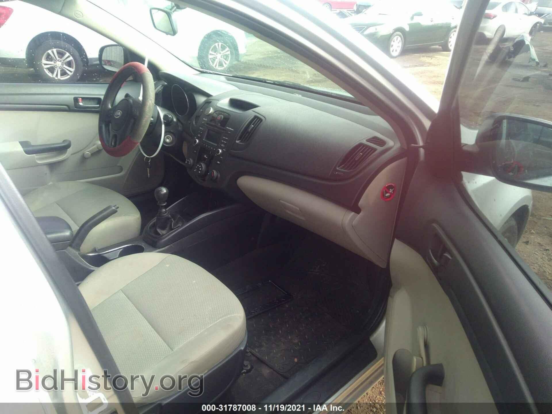 2013 KIA FORTE - VIN: KNAFT4A29D5663694 - Фото 5