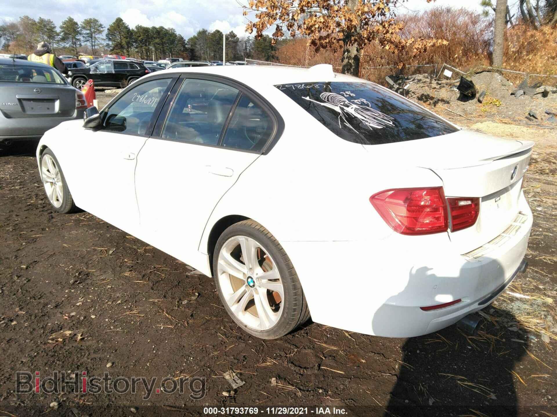 2013 BMW 3 SERIES - VIN: WBA3A9C55DF476525 - Фото 3