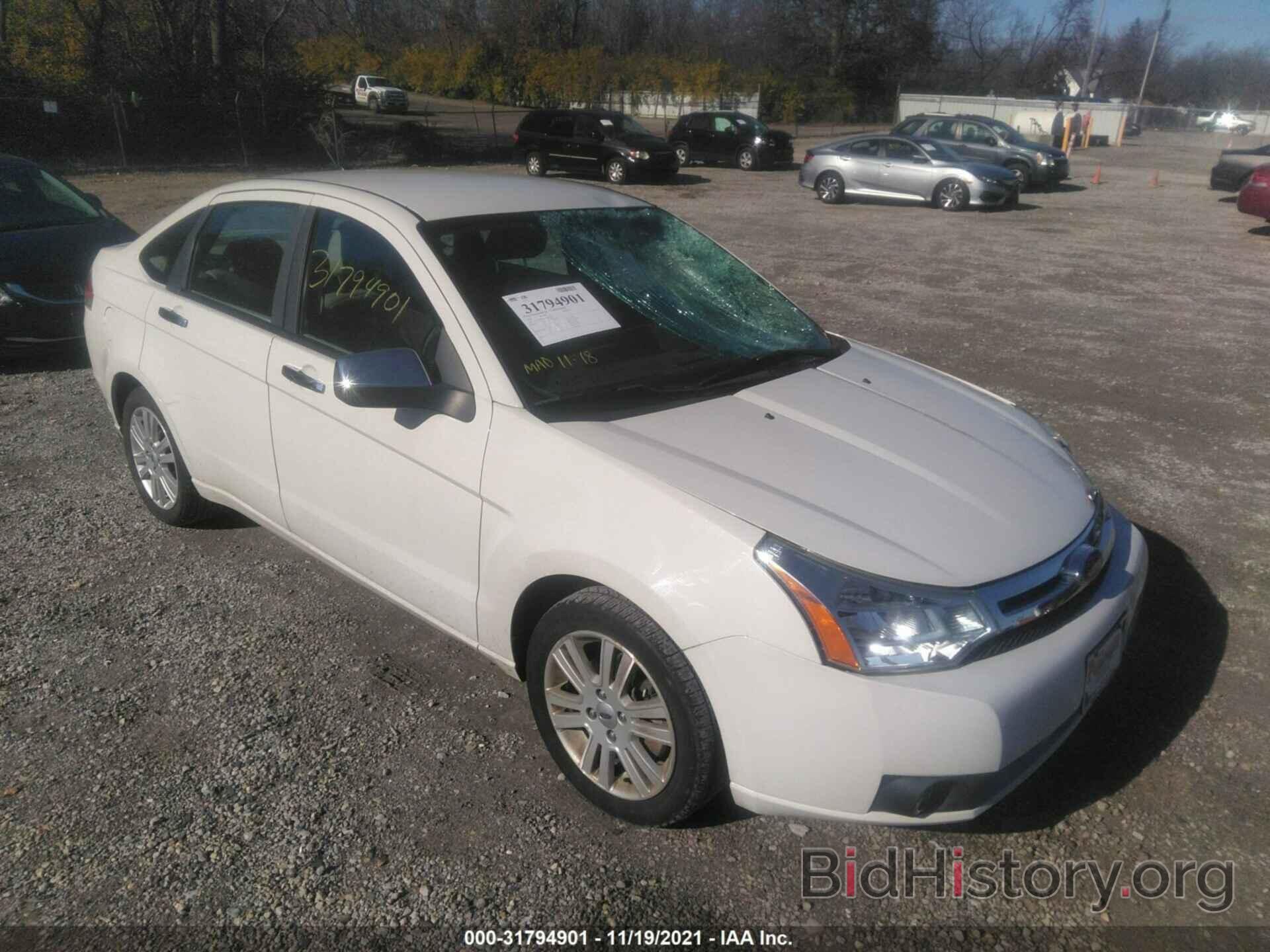 Photo 1FAHP3HN6AW165555 - FORD FOCUS 2010