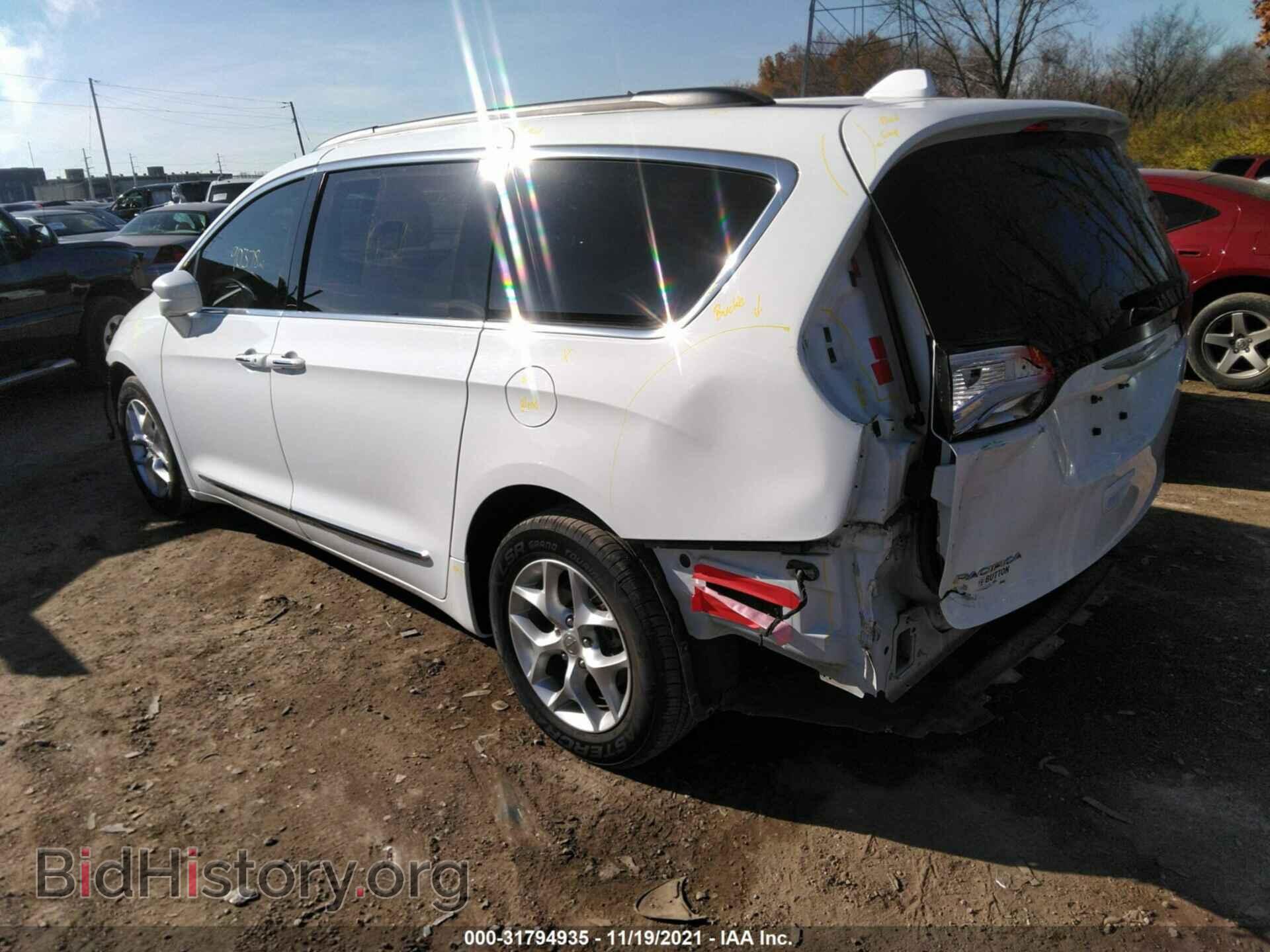 2017 CHRYSLER PACIFICA - VIN: 2C4RC1BG8HR553267 - Фото 3