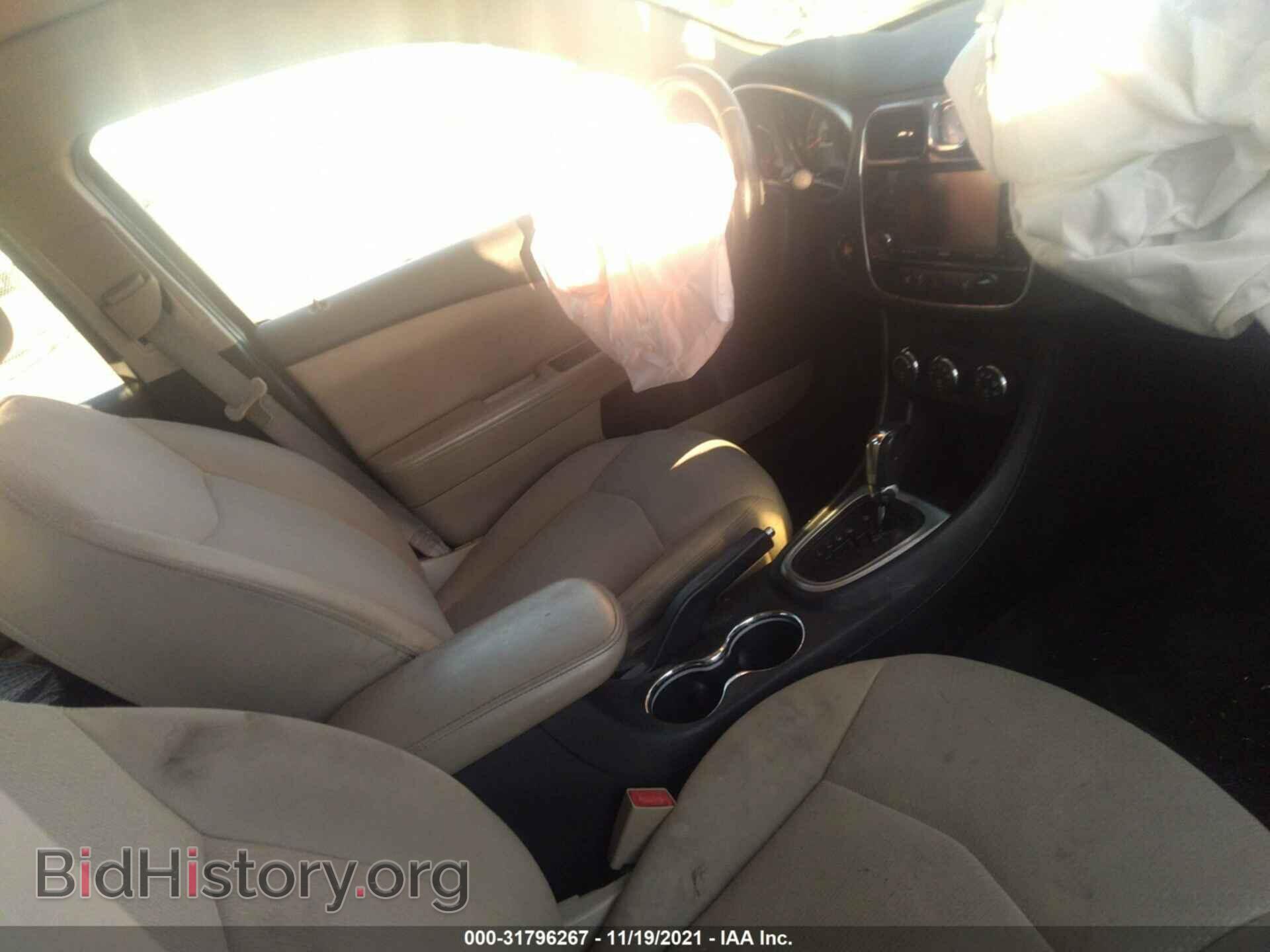 2011 CHRYSLER 200 - VIN: 1C3BC1FG5BN521168 - Фото 5