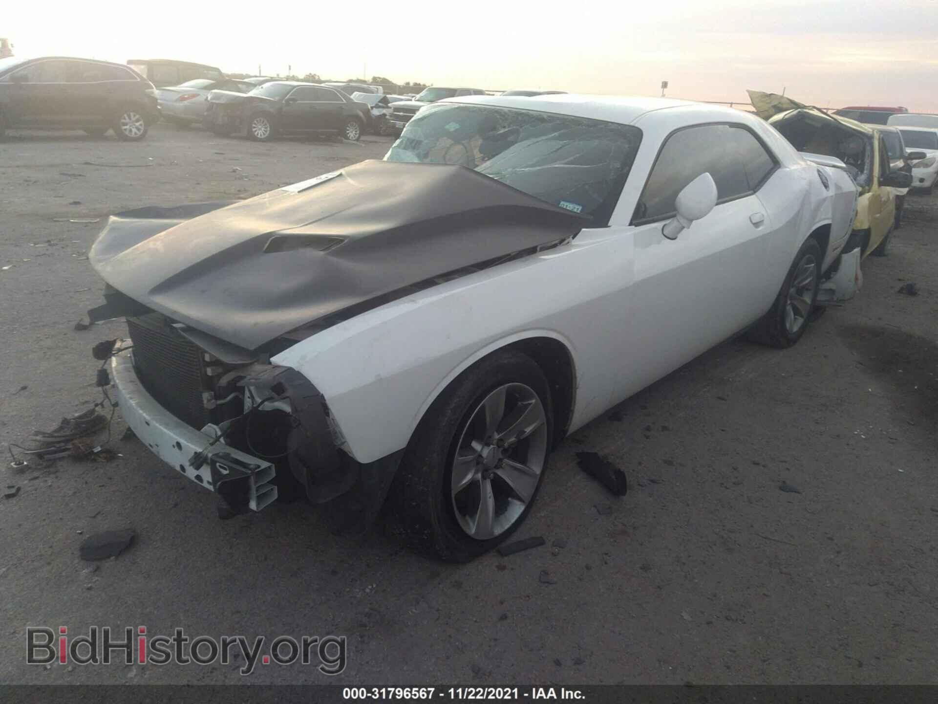 2018 DODGE CHALLENGER - VIN: 2C3CDZAG4JH199587 - Photo 2
