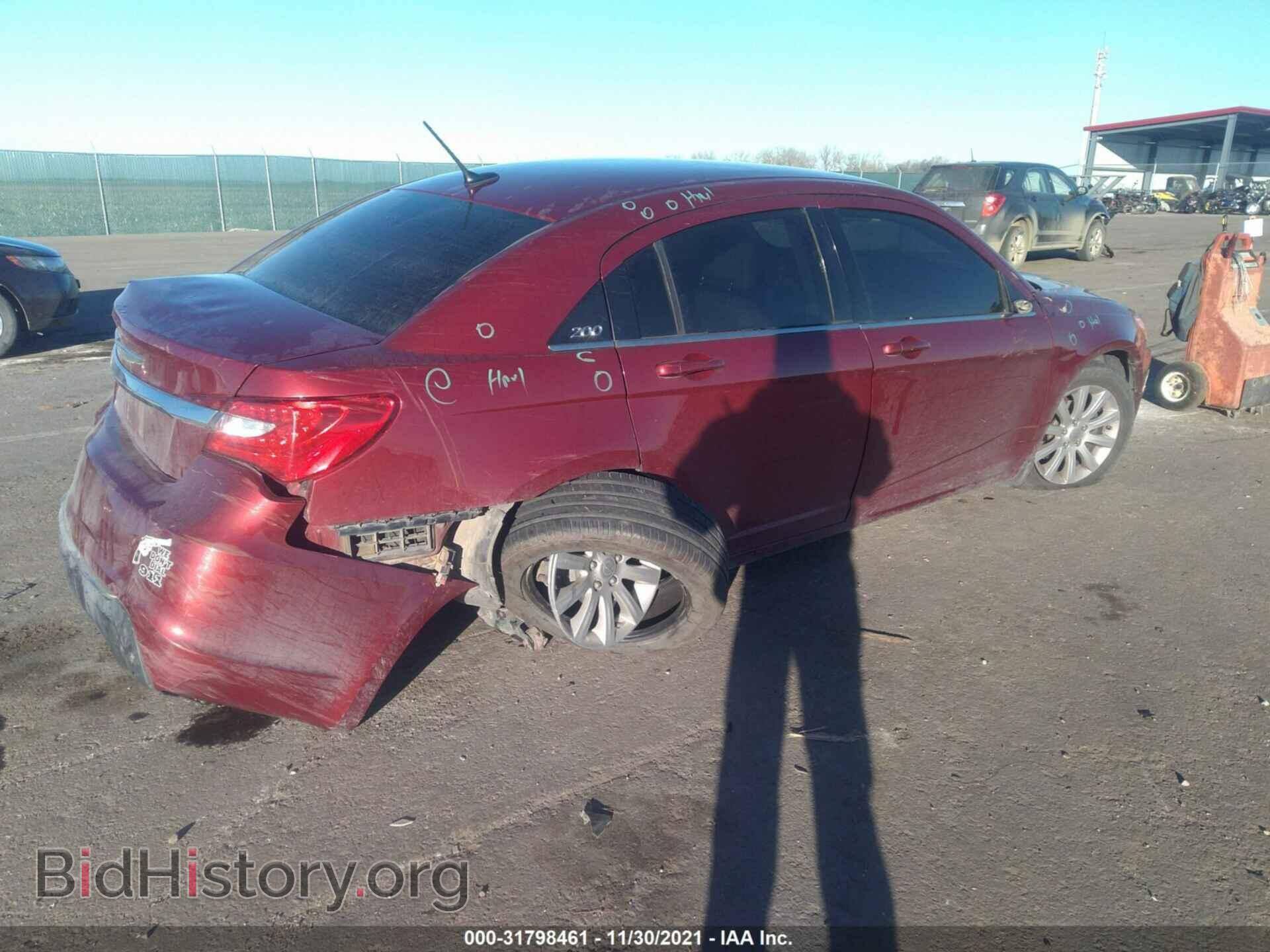 2012 CHRYSLER 200 - VIN: 1C3CCBBG2CN139486 - Фото 4