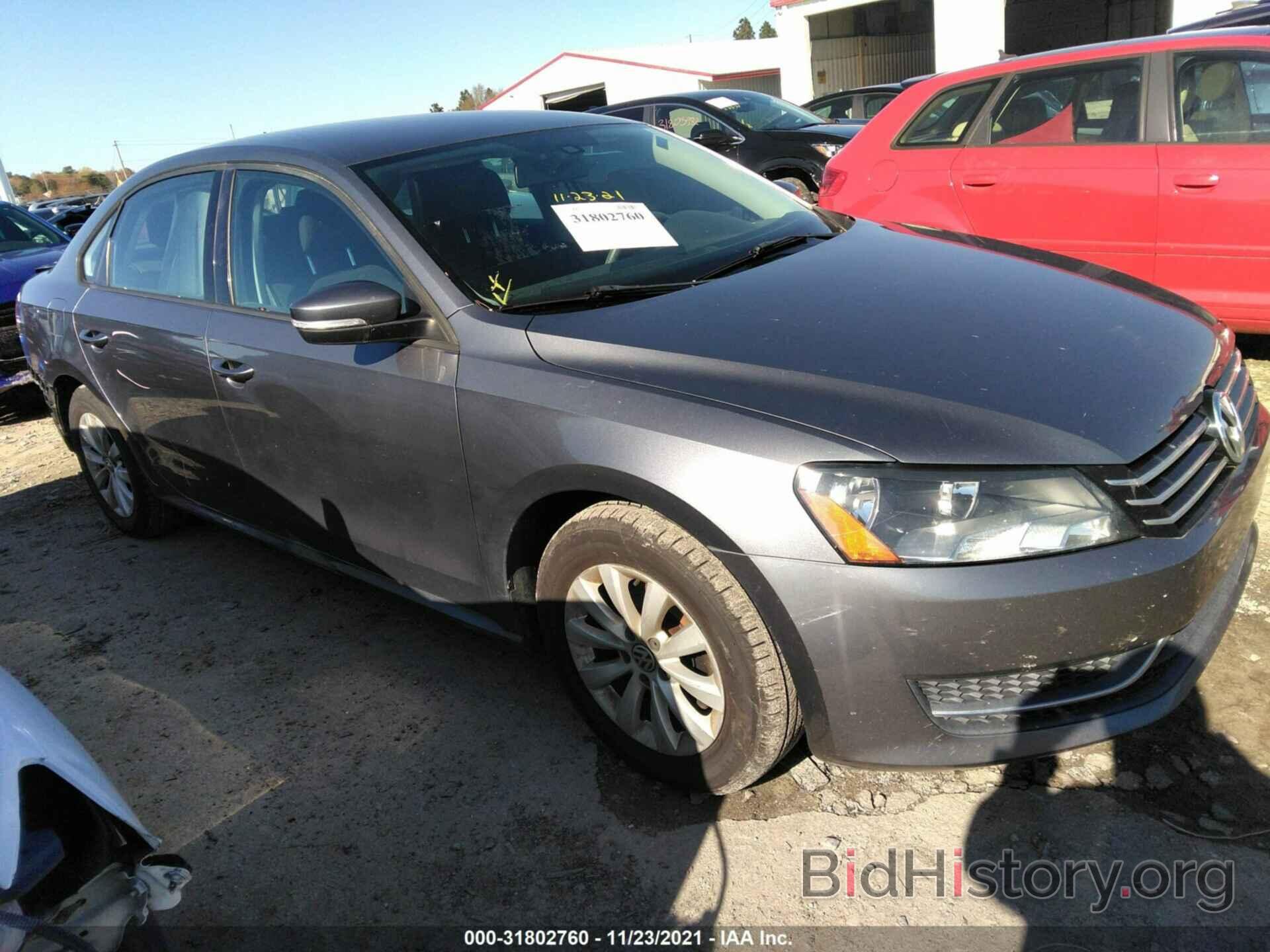 Photo 1VWAP7A3XDC048138 - VOLKSWAGEN PASSAT 2013