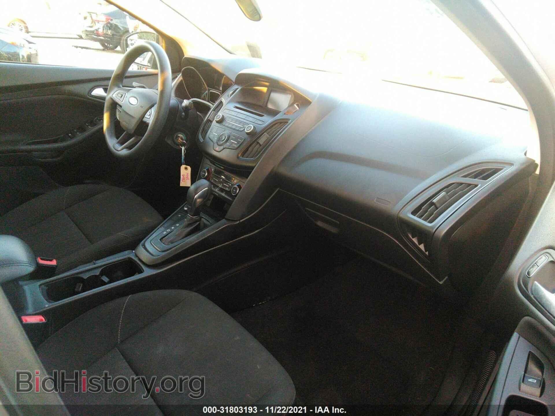 2017 FORD FOCUS - VIN: 1FADP3FE1HL284773 - Photo 5