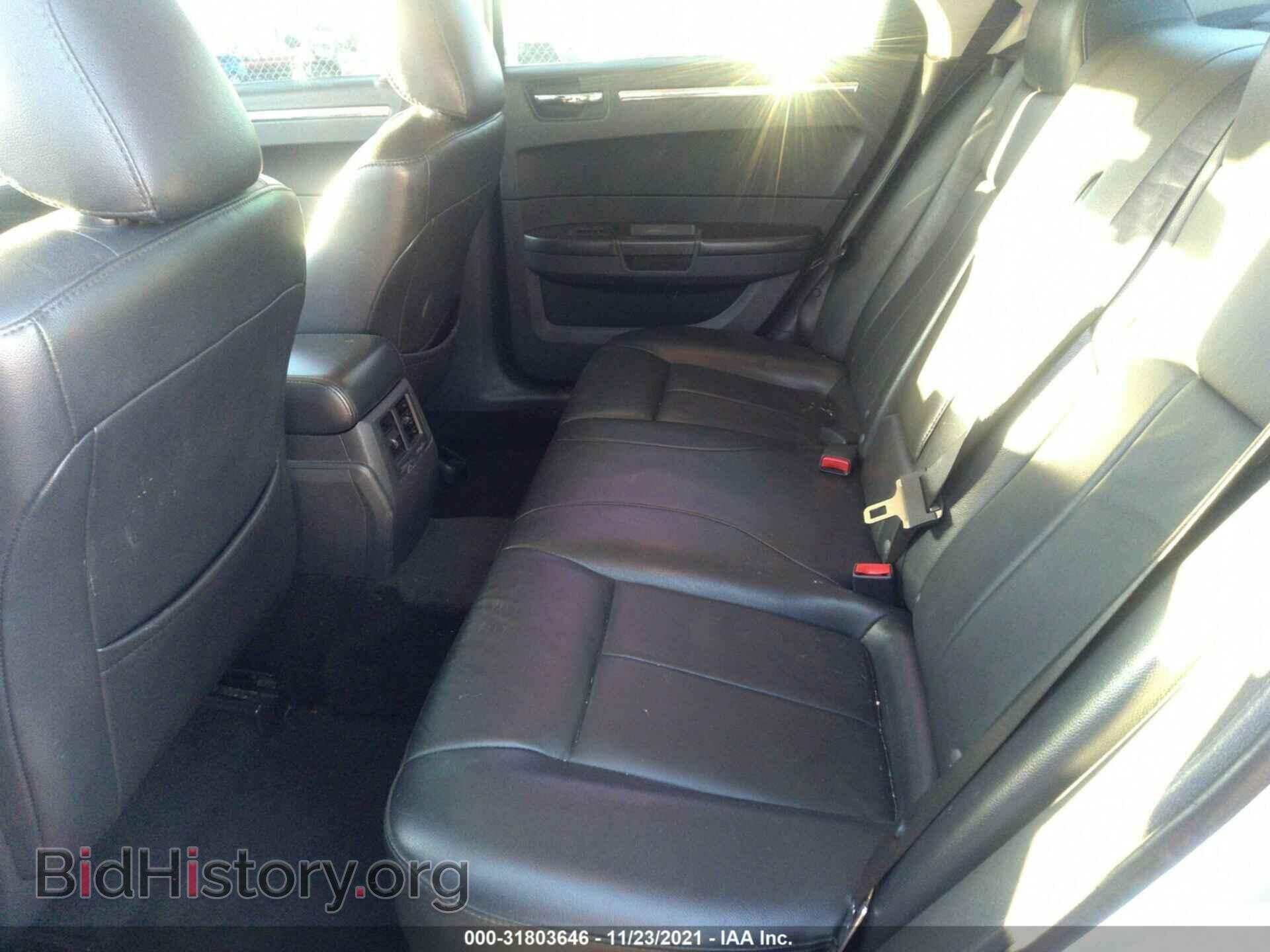 2010 CHRYSLER 300 - VIN: 2C3CA5CV9AH326086 - Фото 8
