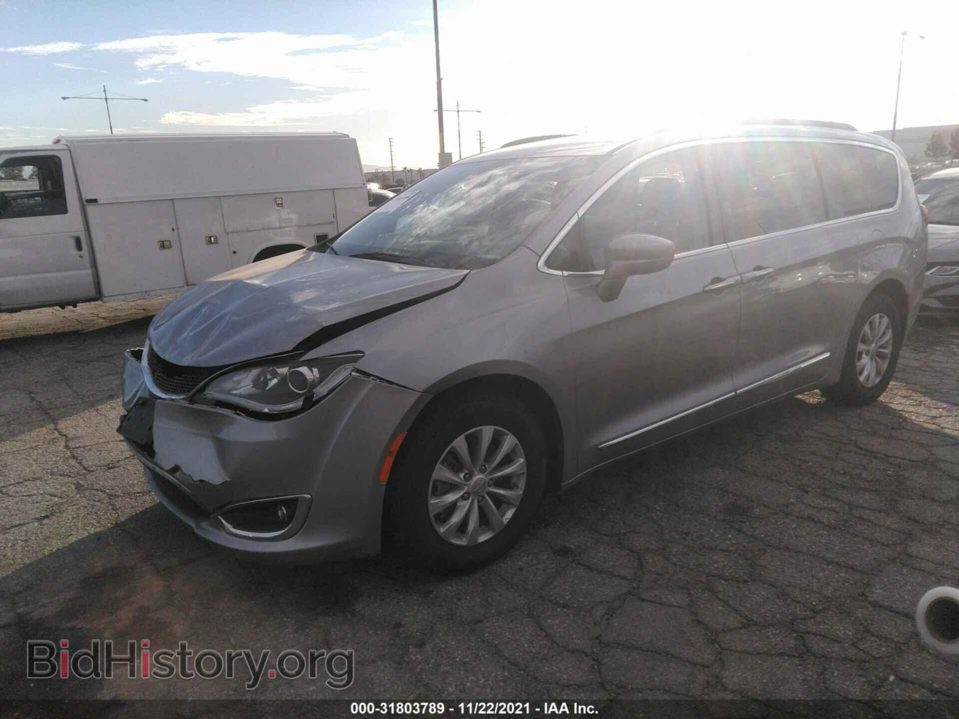 2017 CHRYSLER PACIFICA - VIN: 2C4RC1BG3HR526476 - Фото 2