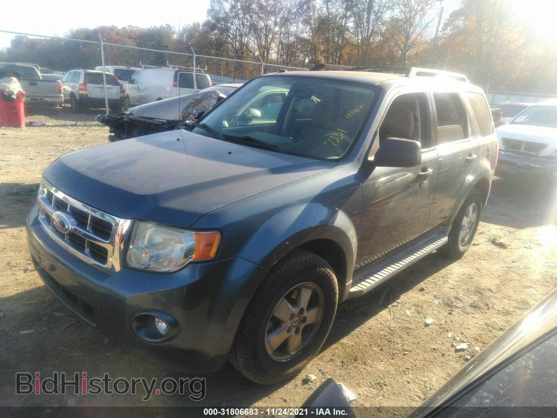 2011 FORD ESCAPE - VIN: 1FMCU0DG4BKA47351 - Фото 2