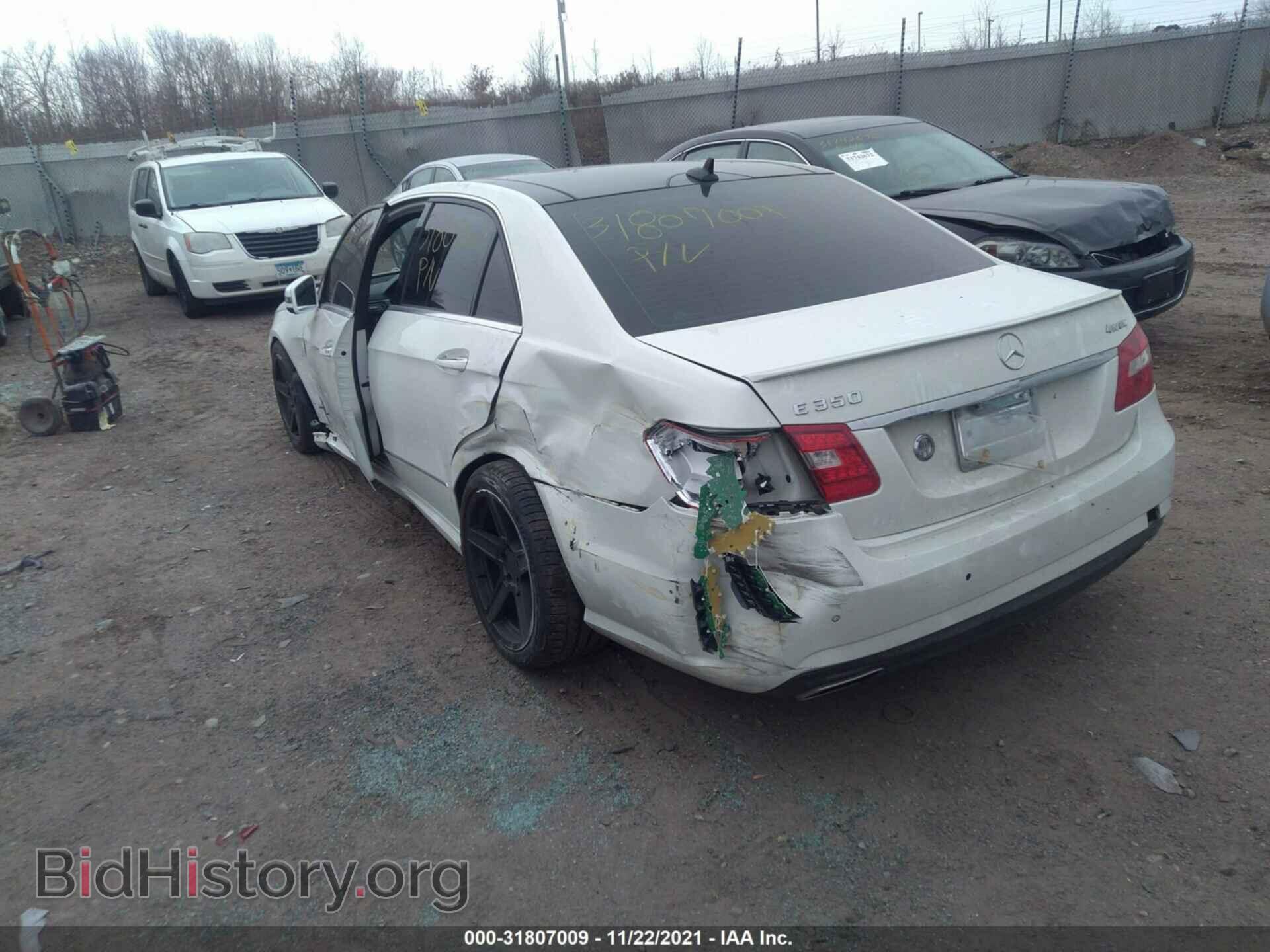 2011 MERCEDES-BENZ E-CLASS - VIN: WDDHF8HB9BA480404 - Фото 3