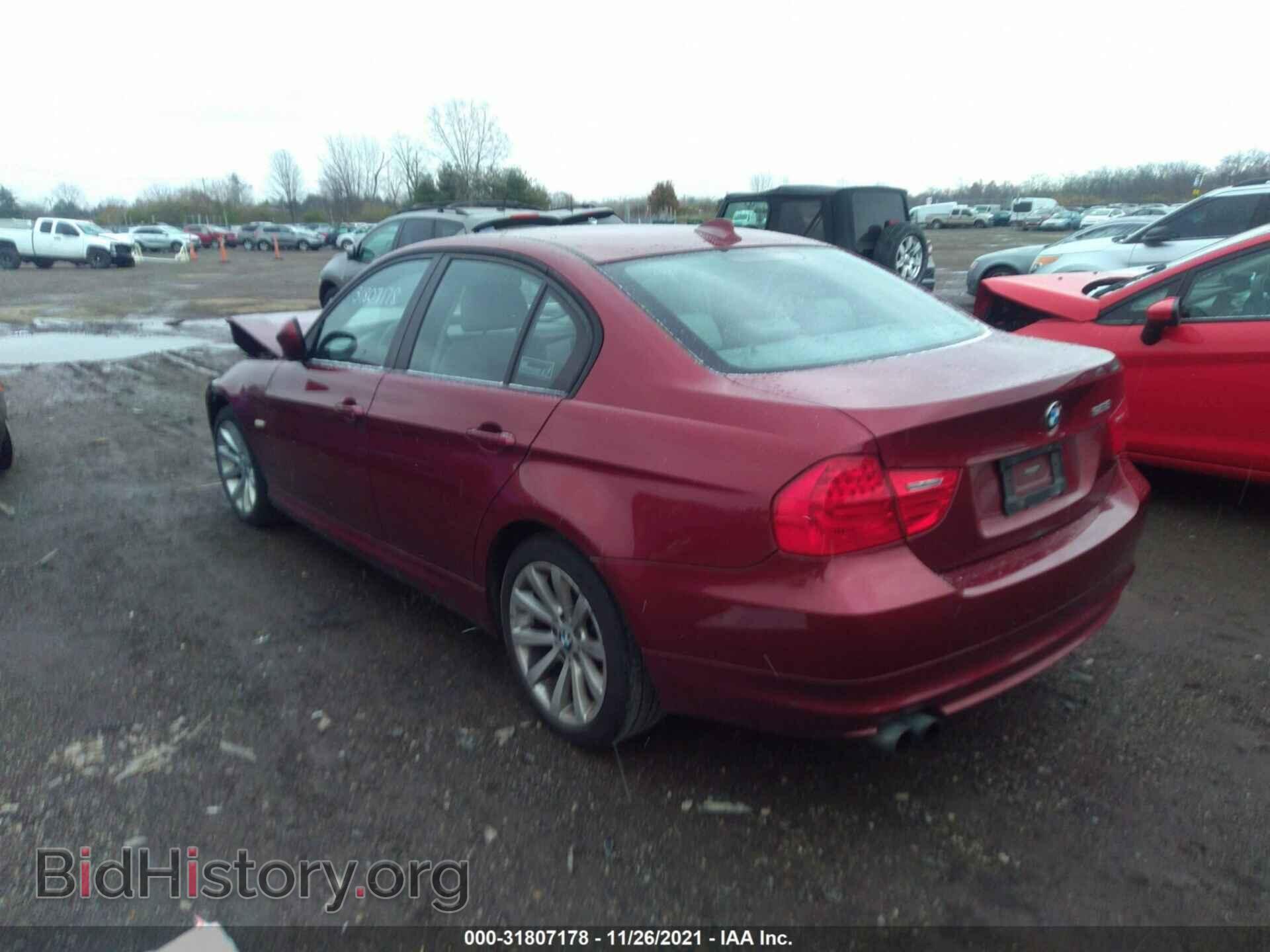 2011 BMW 3 SERIES - VIN: WBAPH7C59BE683083 - Фото 3