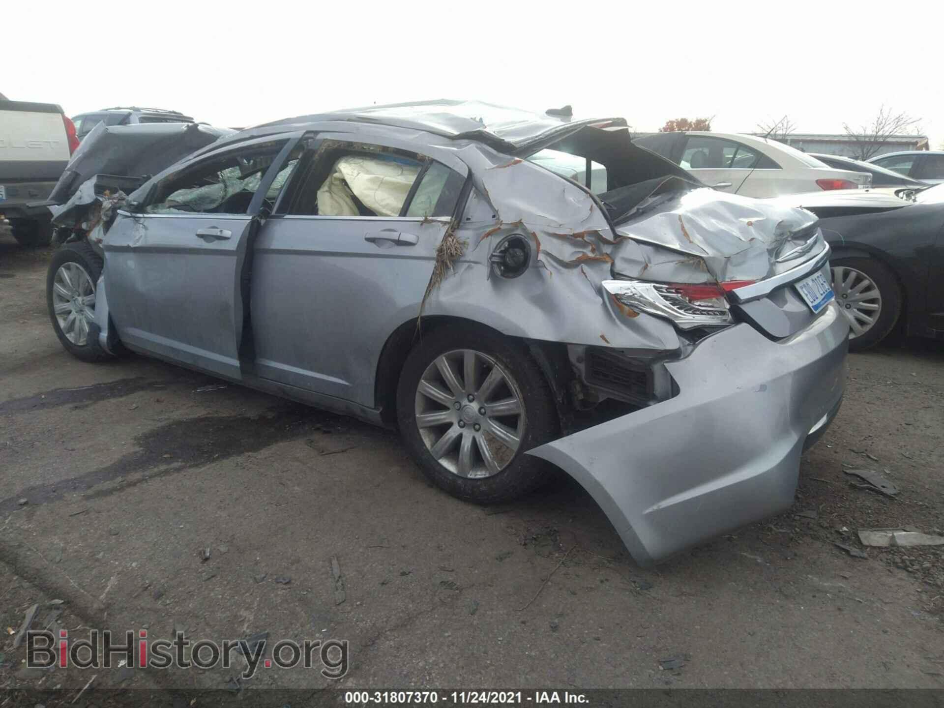 2013 CHRYSLER 200 - VIN: 1C3CCBBB7DN549643 - Фото 3