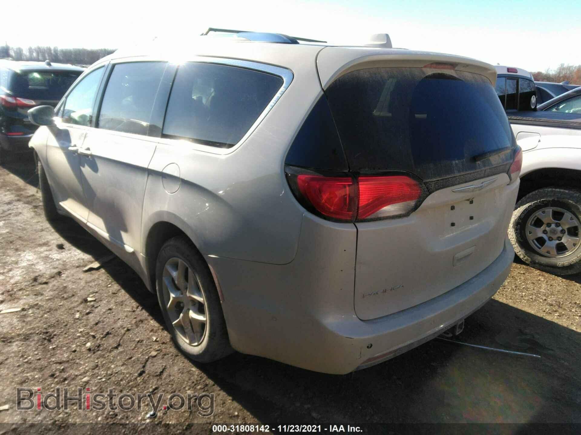 2017 CHRYSLER PACIFICA - VIN: 2C4RC1EG1HR729068 - Фото 3