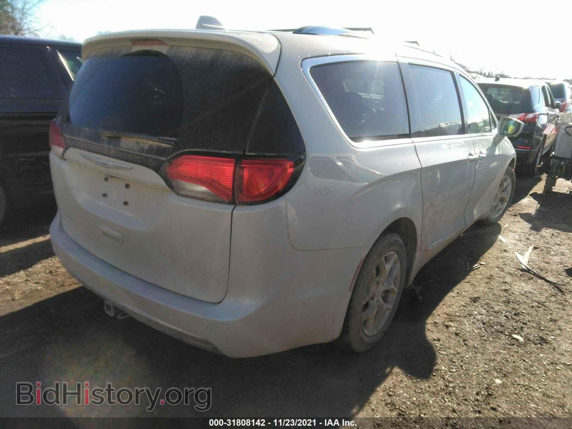 2017 CHRYSLER PACIFICA - VIN: 2C4RC1EG1HR729068 - Фото 4