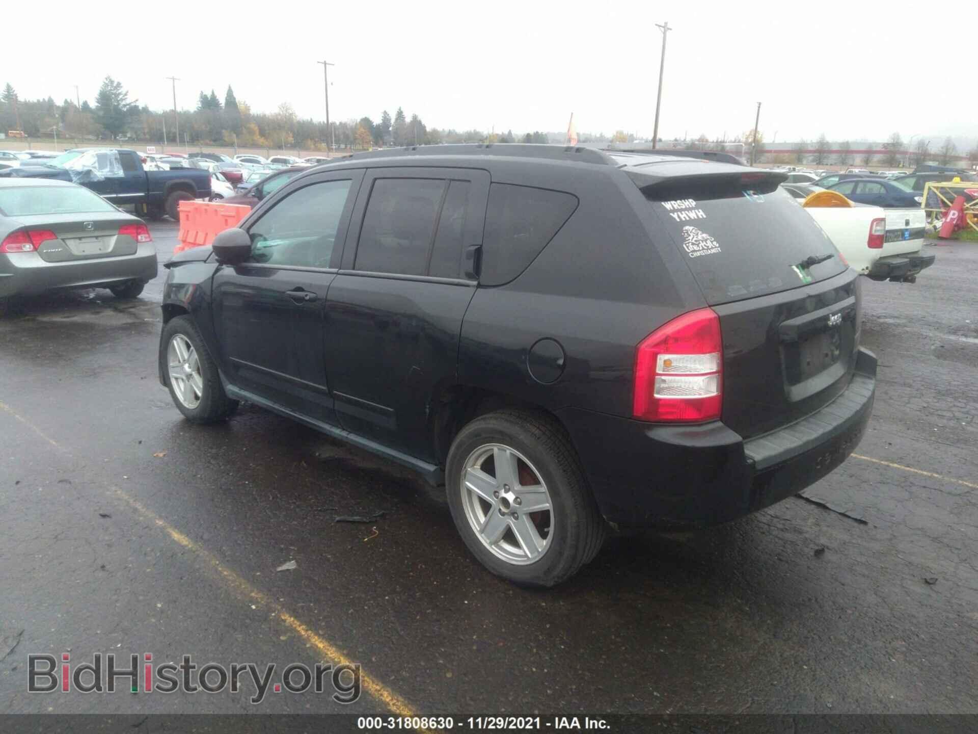 2010 JEEP COMPASS - VIN: 1J4NT4FB5AD549386 - Фото 3