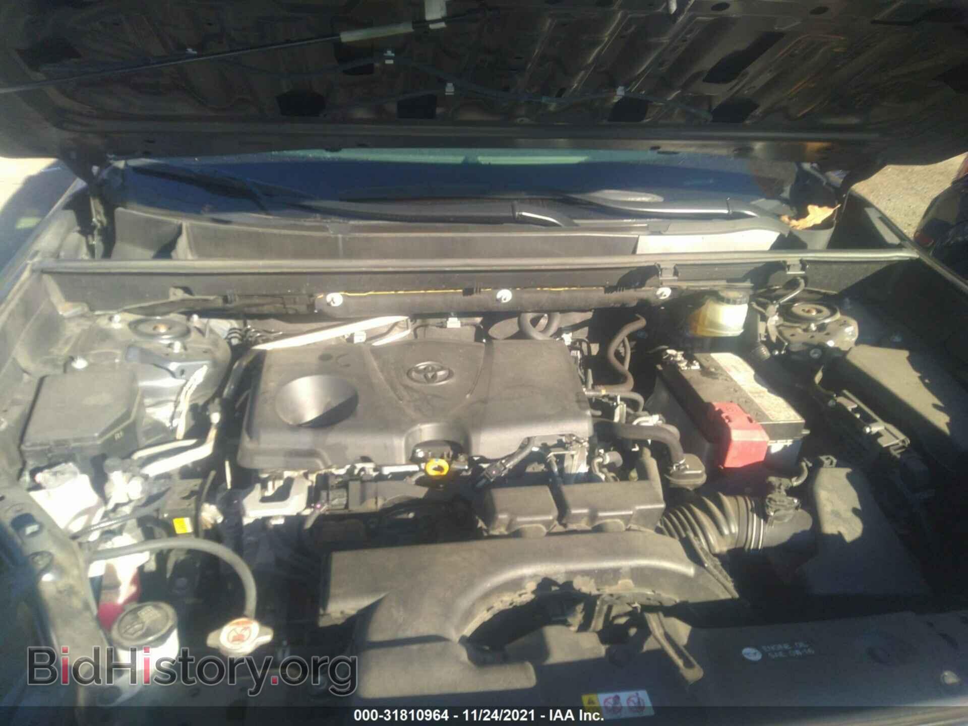 2019 TOYOTA RAV4 - VIN: JTMP1RFV8KD511910 - Фото 10