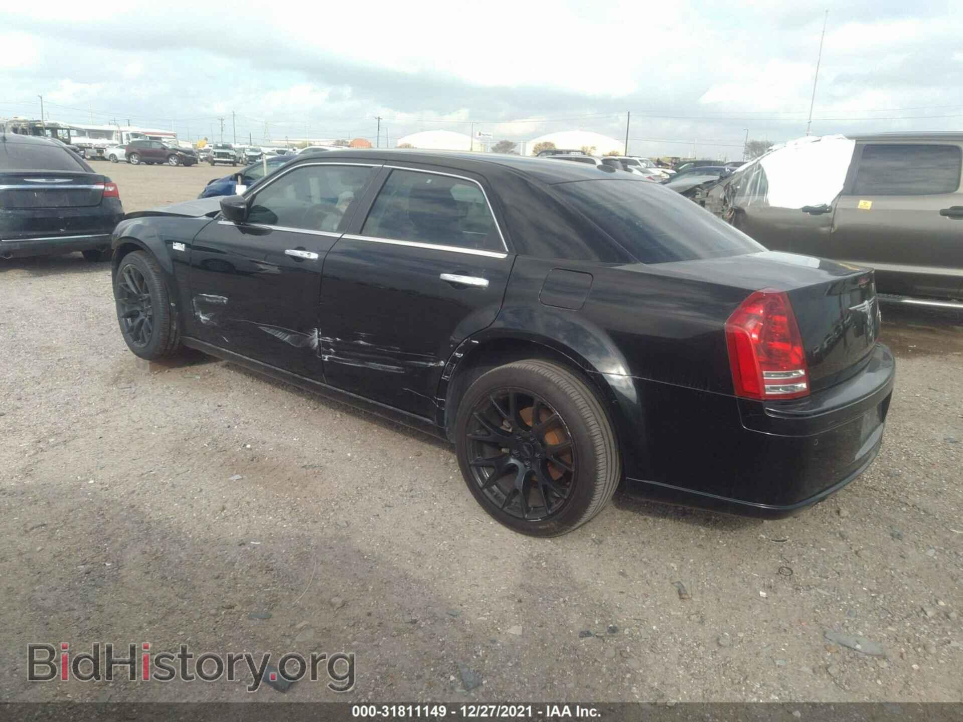 2010 CHRYSLER 300 - VIN: 2C3CA9CT5AH330139 - Фото 3