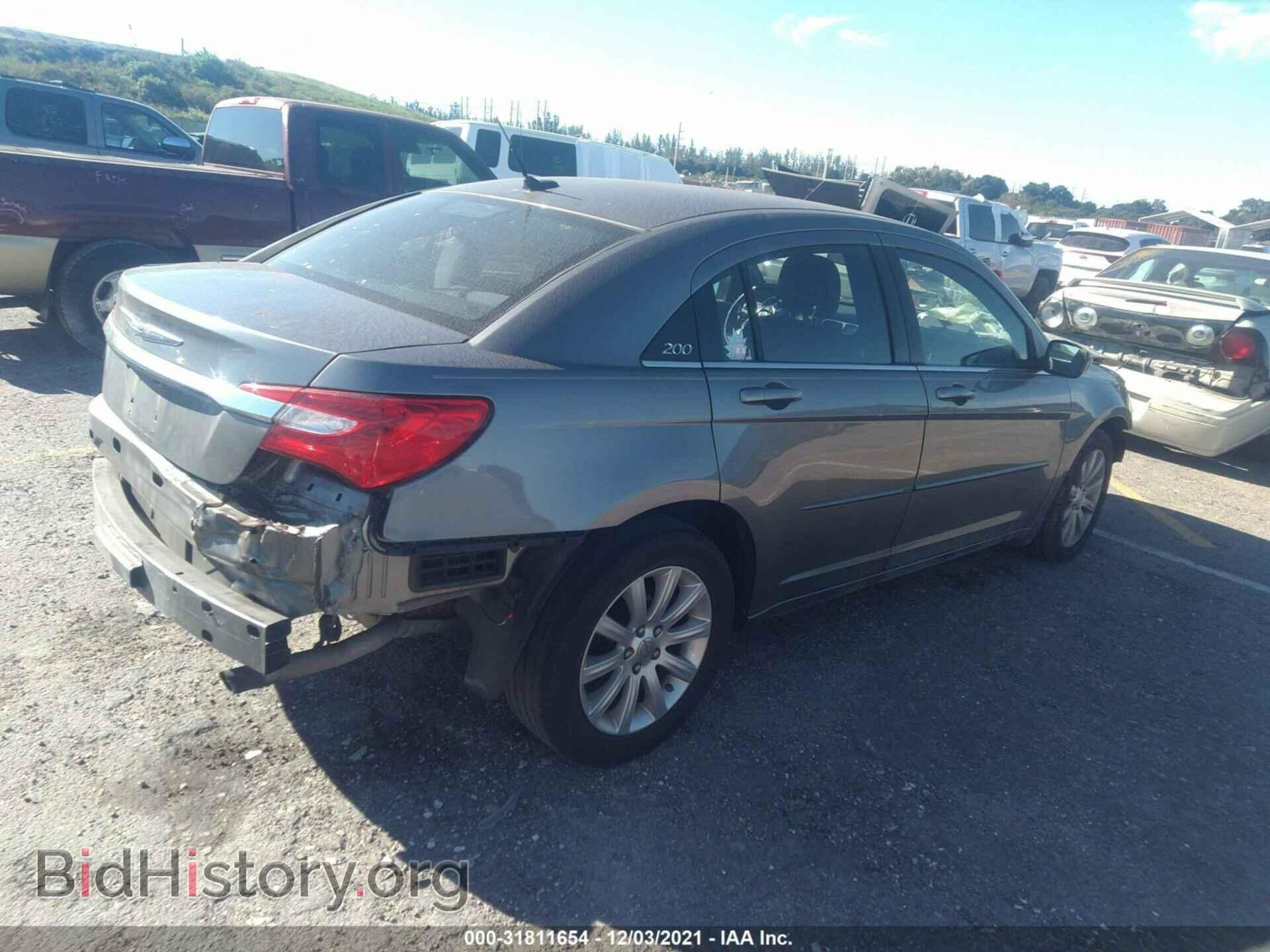 2012 CHRYSLER 200 - VIN: 1C3CCBBB7CN201131 - Фото 4