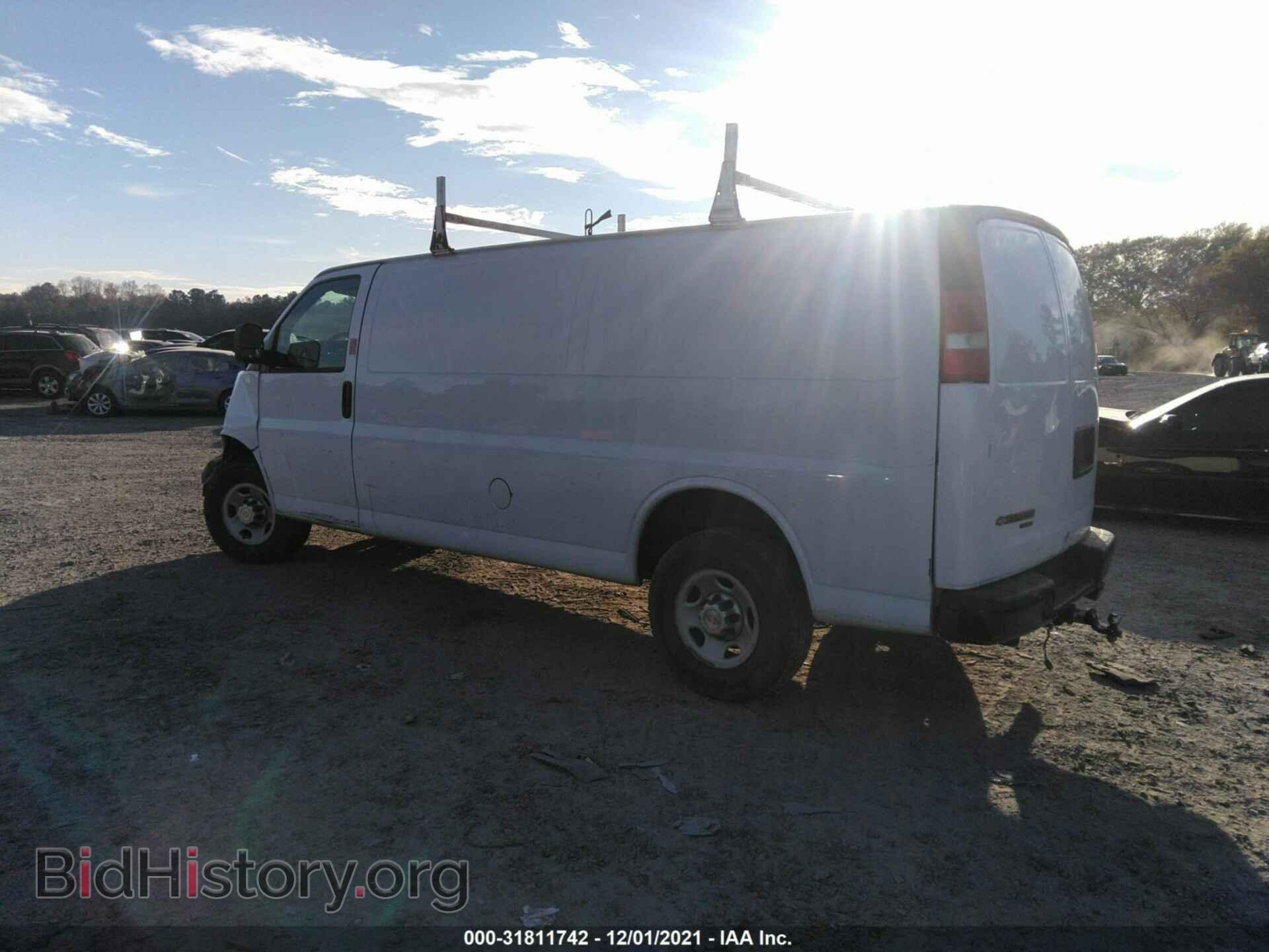 2013 CHEVROLET EXPRESS CARGO VAN - VIN: 1GCZGUCG5D1111078 - Фото 3