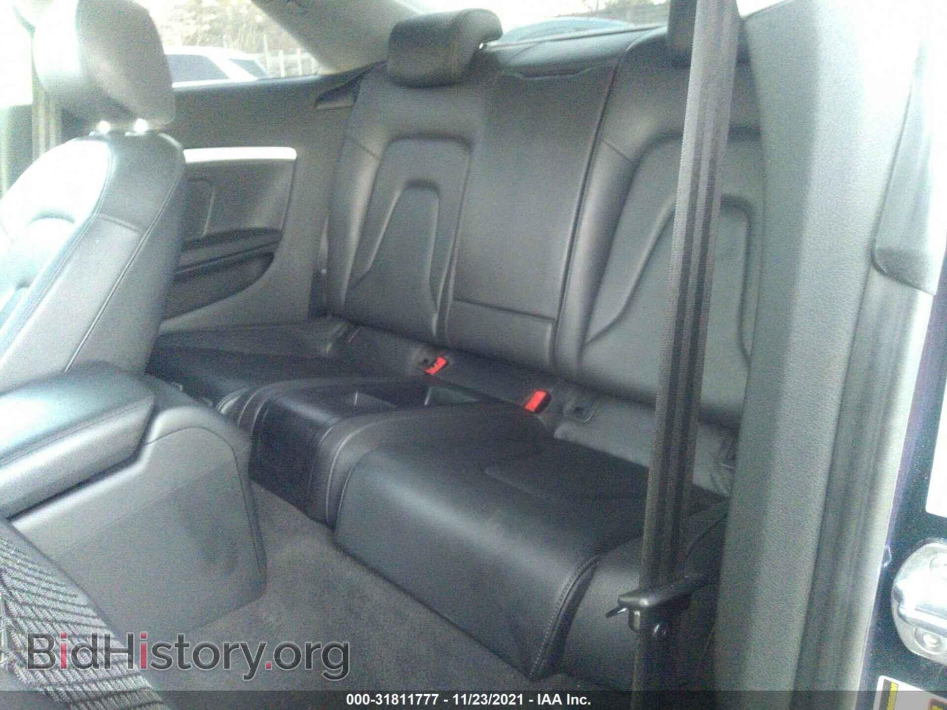 2010 AUDI A5 - VIN: WAURFAFRXAA028012 - Фото 8