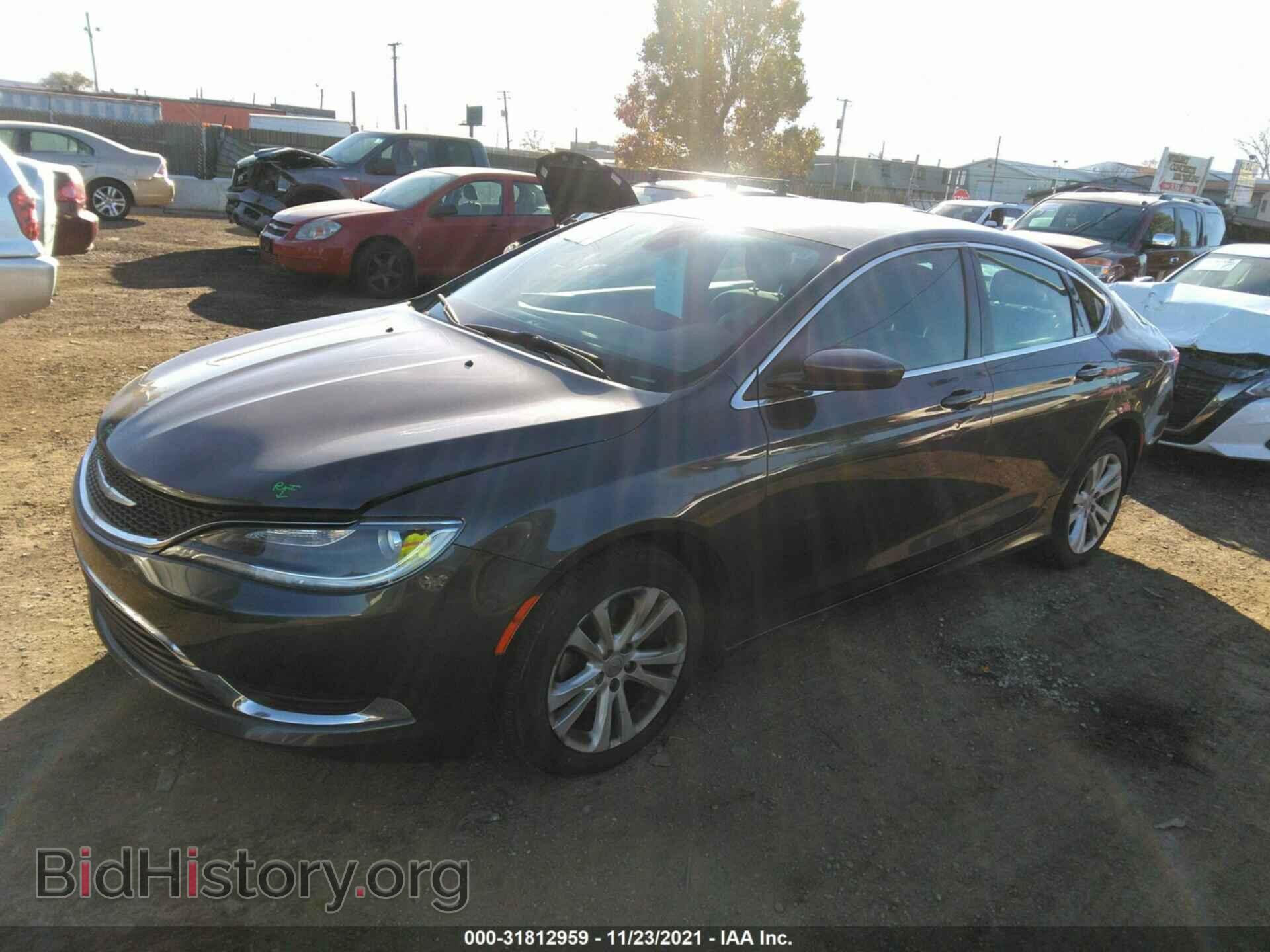 2016 CHRYSLER 200 - VIN: 1C3CCCAB1GN142185 - Фото 2