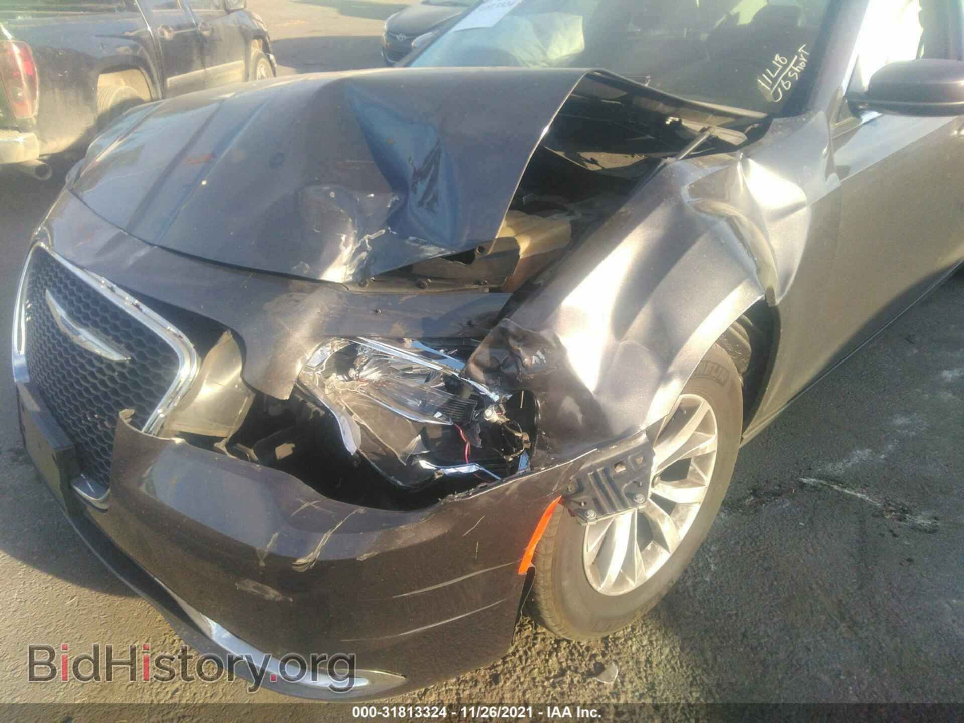2015 CHRYSLER 300 - VIN: 2C3CCAAG6FH931570 - Фото 6
