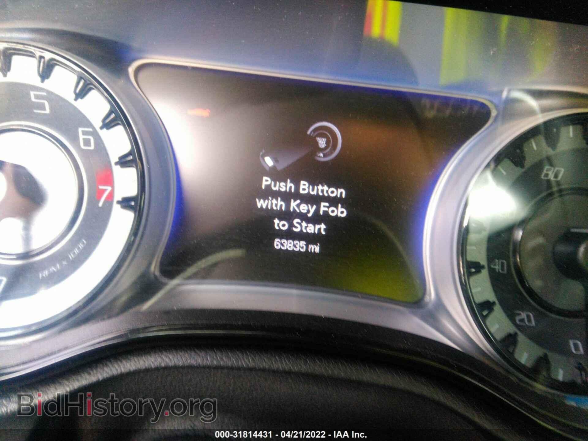 2018 CHRYSLER 300 - VIN: 2C3CCABG5JH235807 - Фото 7