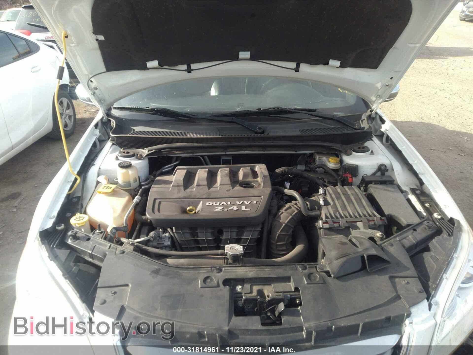 2012 CHRYSLER 200 - VIN: 1C3CCBCB2CN257315 - Фото 10