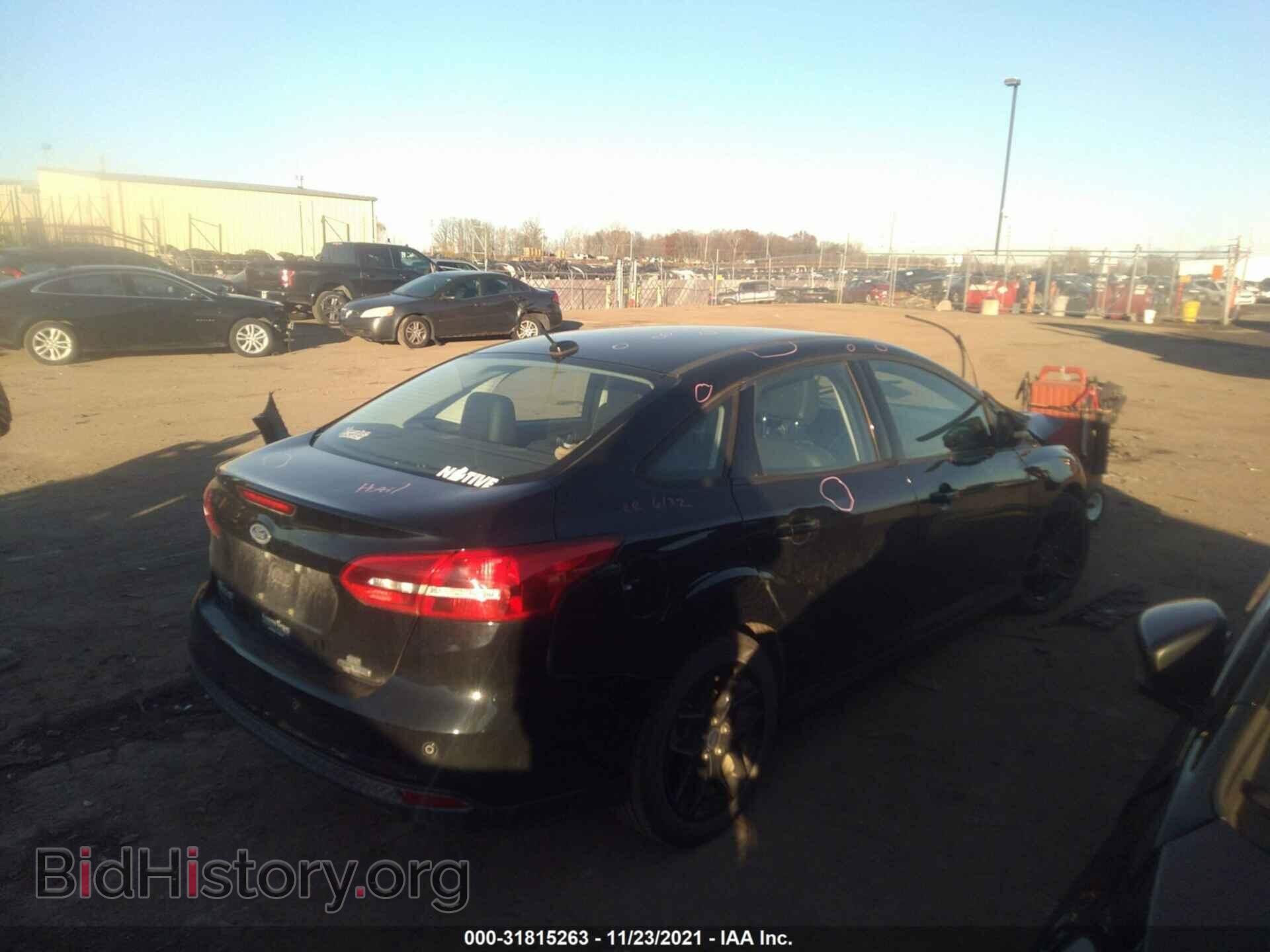 2016 FORD FOCUS - VIN: 1FADP3F2XGL267572 - Фото 4