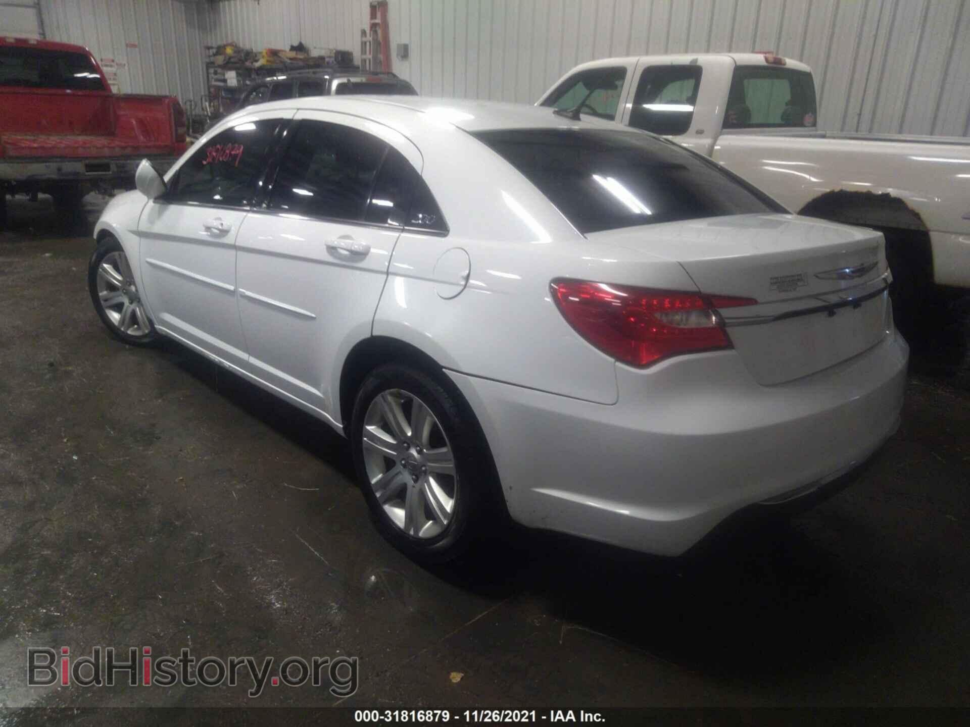 2013 CHRYSLER 200 - VIN: 1C3CCBAB9DN761199 - Фото 3