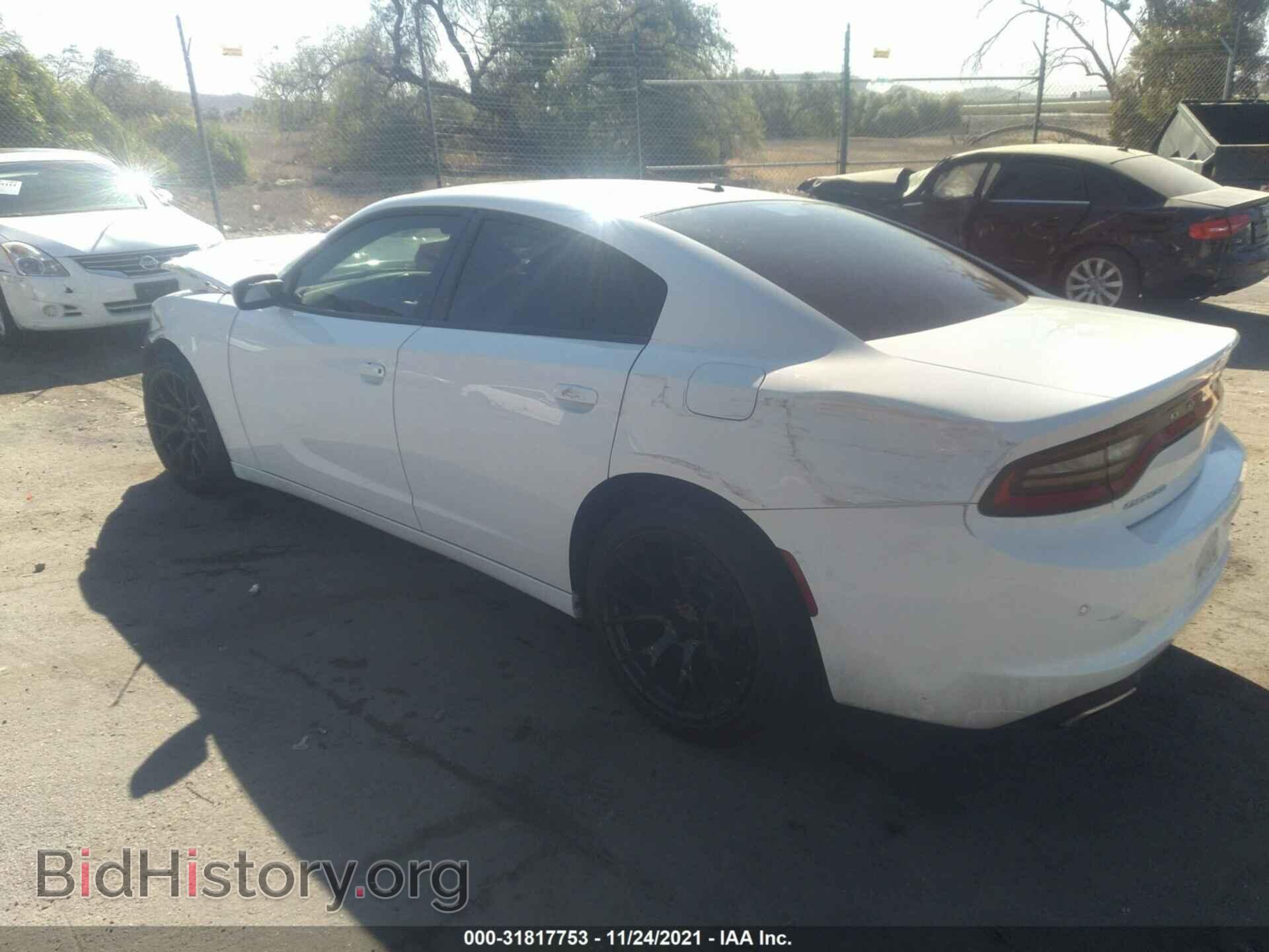 2019 DODGE CHARGER - VIN: 2C3CDXBG9KH653028 - Фото 3