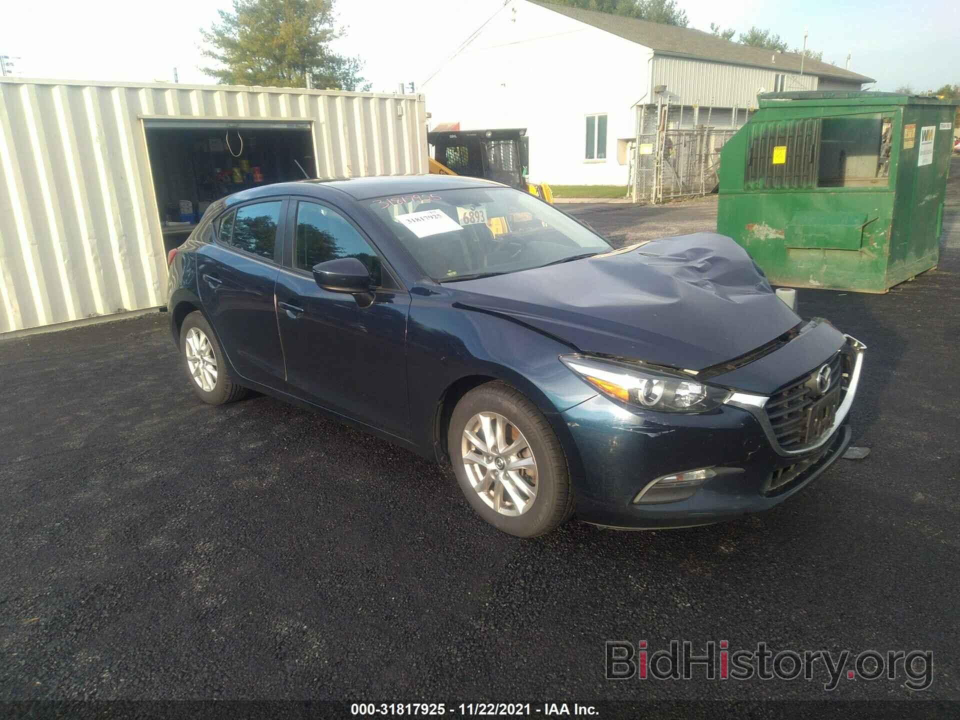 Фотография 3MZBN1K7XHM111672 - MAZDA MAZDA3 5-DOOR 2017