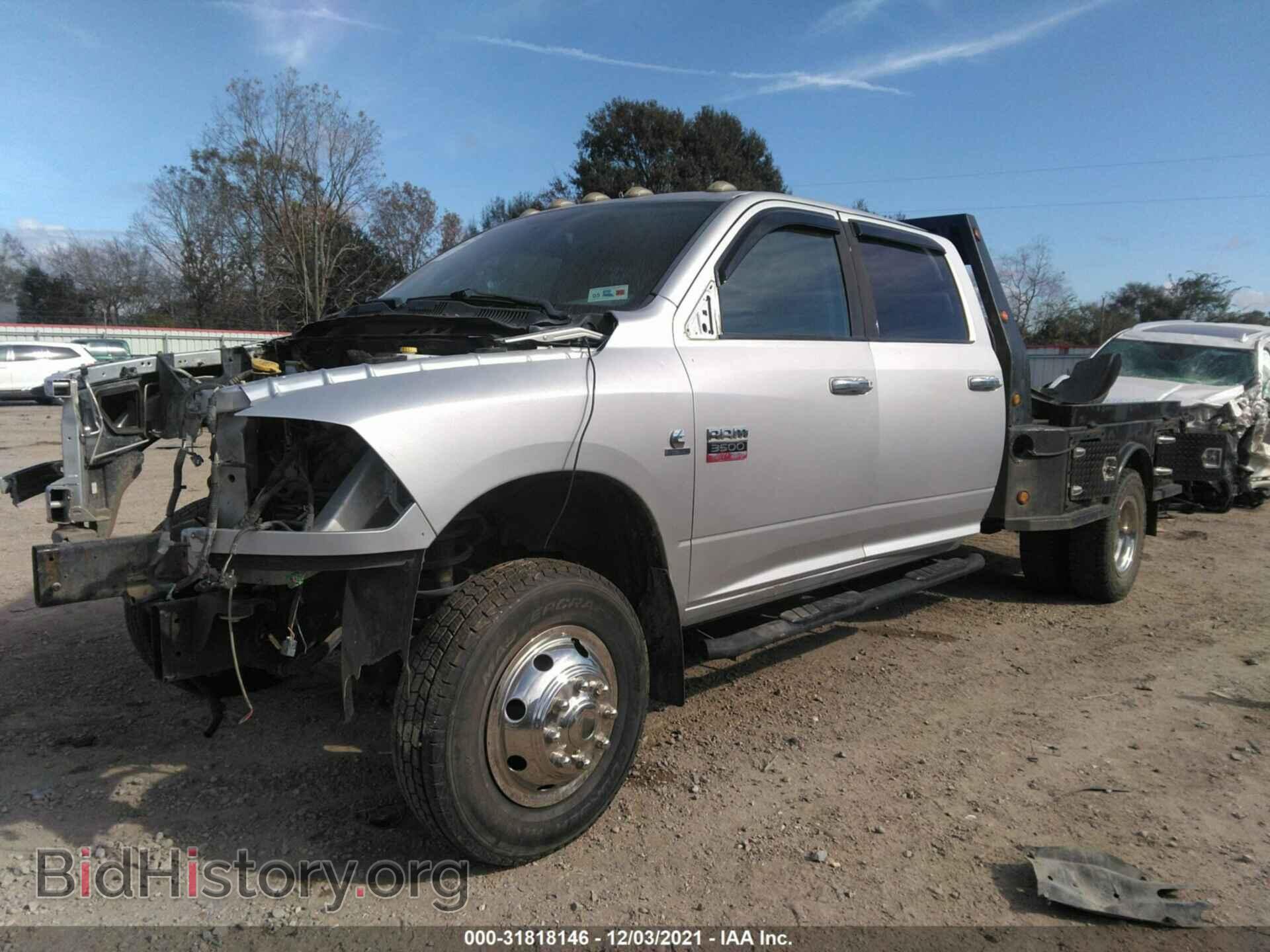 2011 RAM 3500 - VIN: 3D73Y4CL7BG572819 - Фото 2