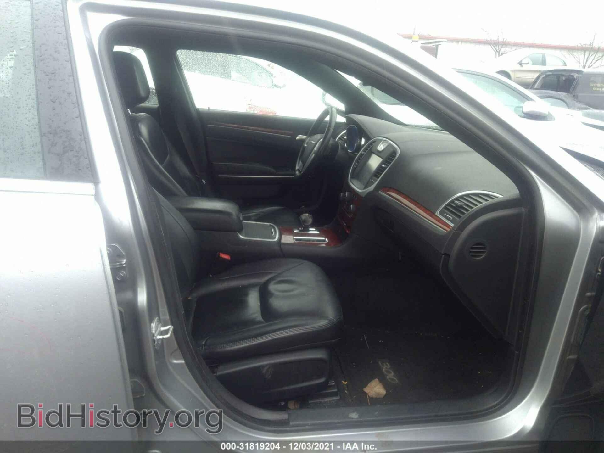 2013 CHRYSLER 300 - VIN: 2C3CCAAG9DH627341 - Фото 5
