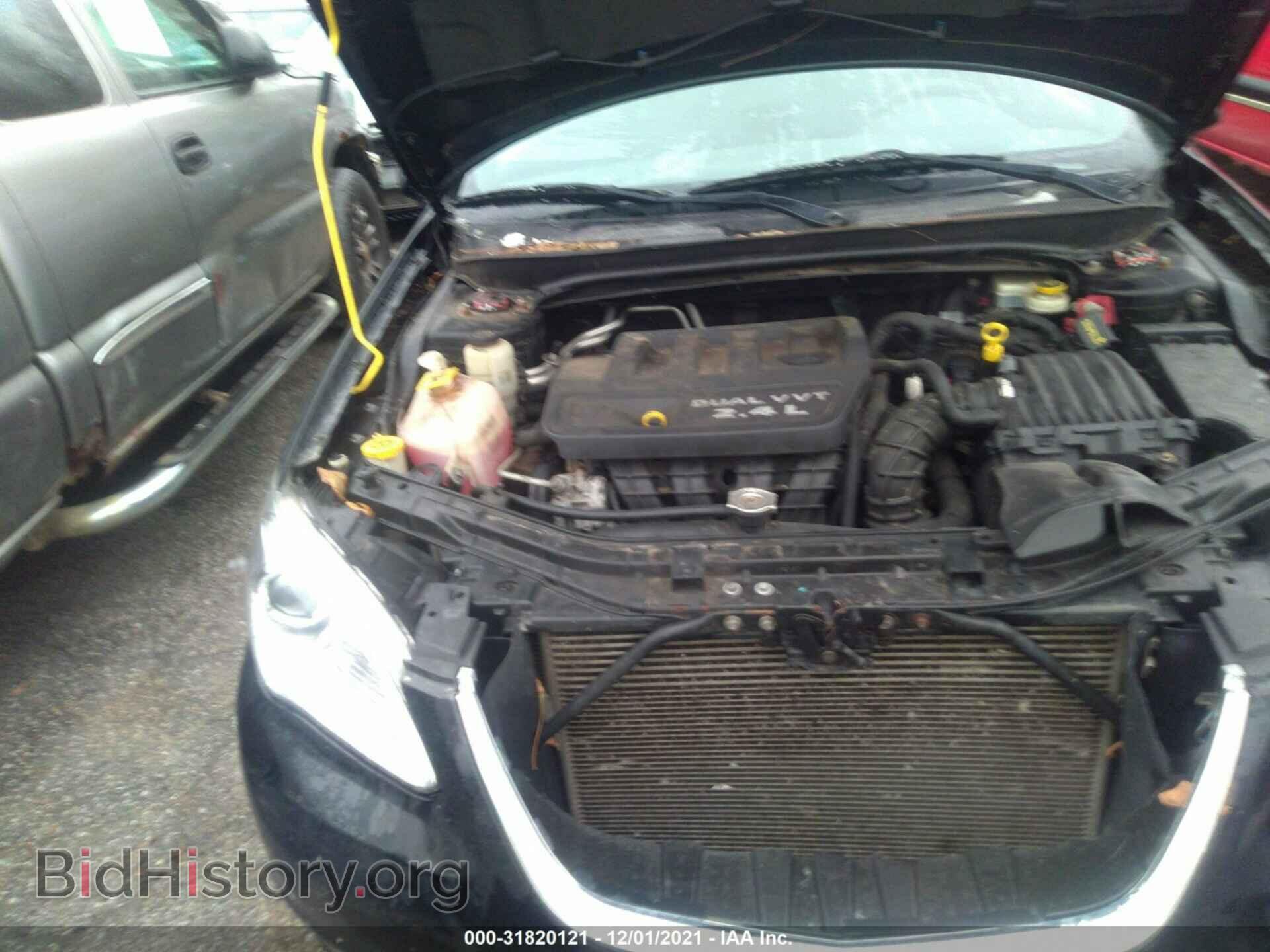2012 CHRYSLER 200 - VIN: 1C3CCBAB6CN320385 - Фото 10