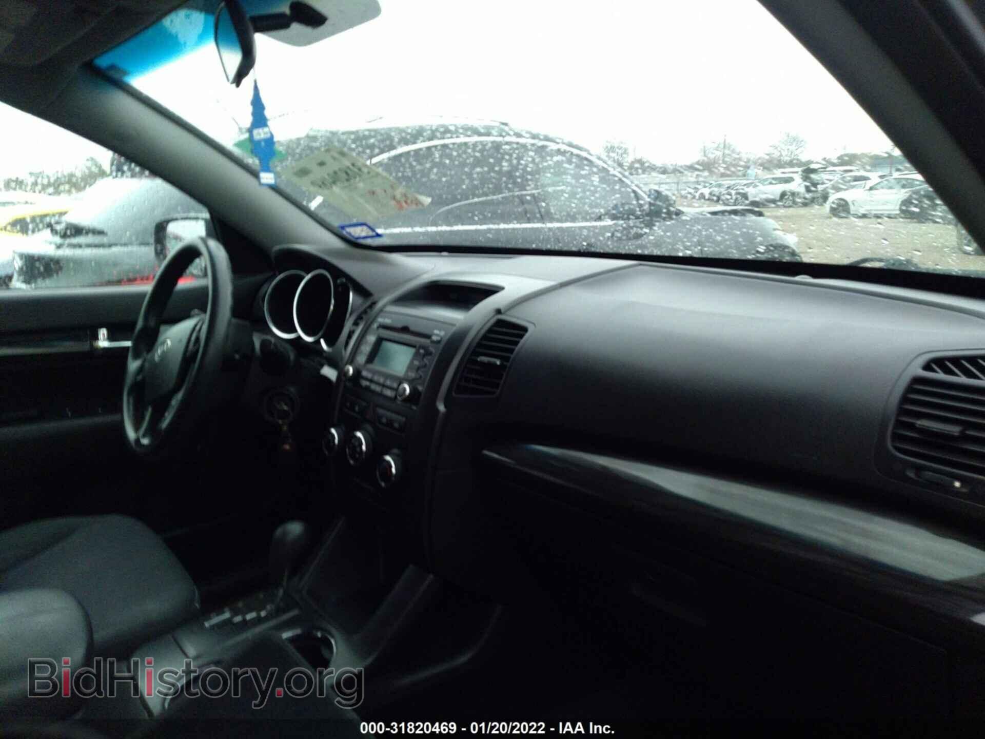 2012 KIA SORENTO - VIN: 5XYKT3A17CG220856 - Фото 5