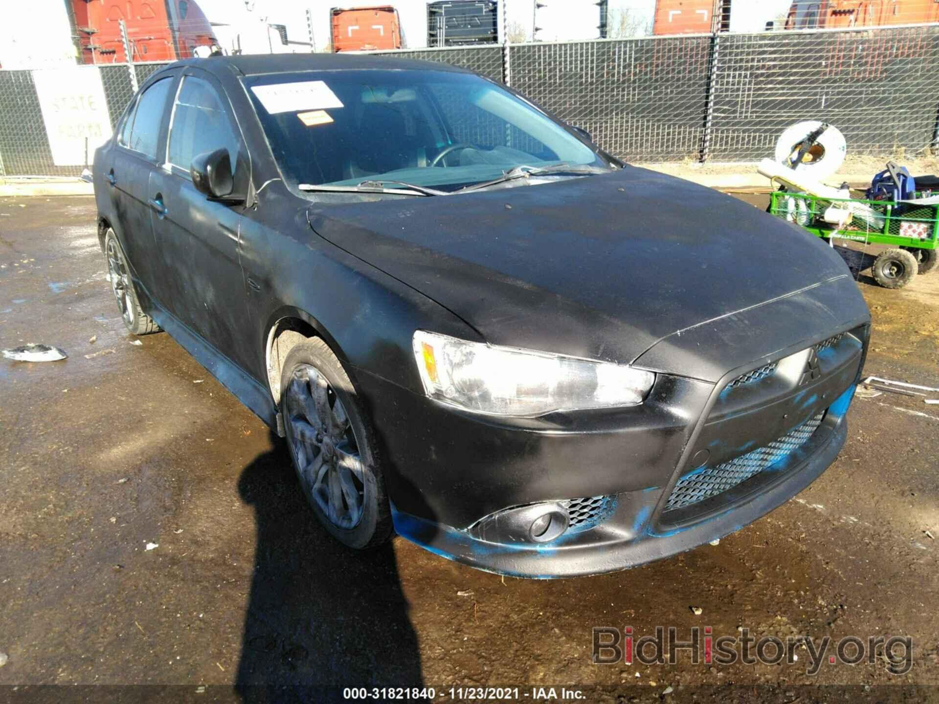 Photo JA32U8FW5FU011132 - MITSUBISHI LANCER 2015