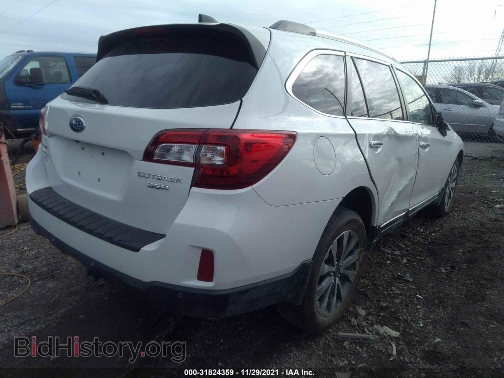 2017 SUBARU OUTBACK - VIN: 4S4BSETC0H3330748 - Фото 4