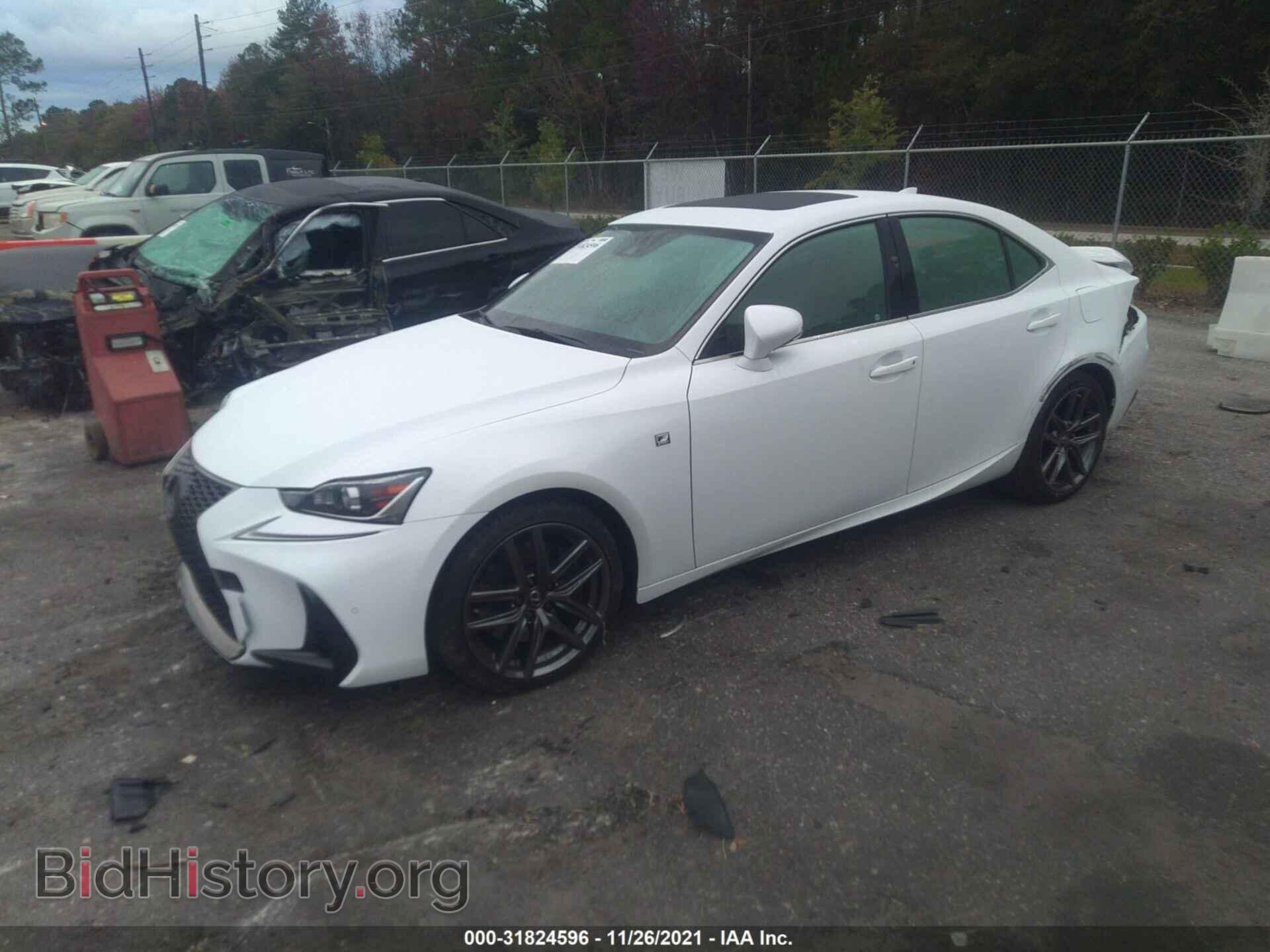 2020 LEXUS IS - VIN: JTHGA1D20L5104510 - Фото 2