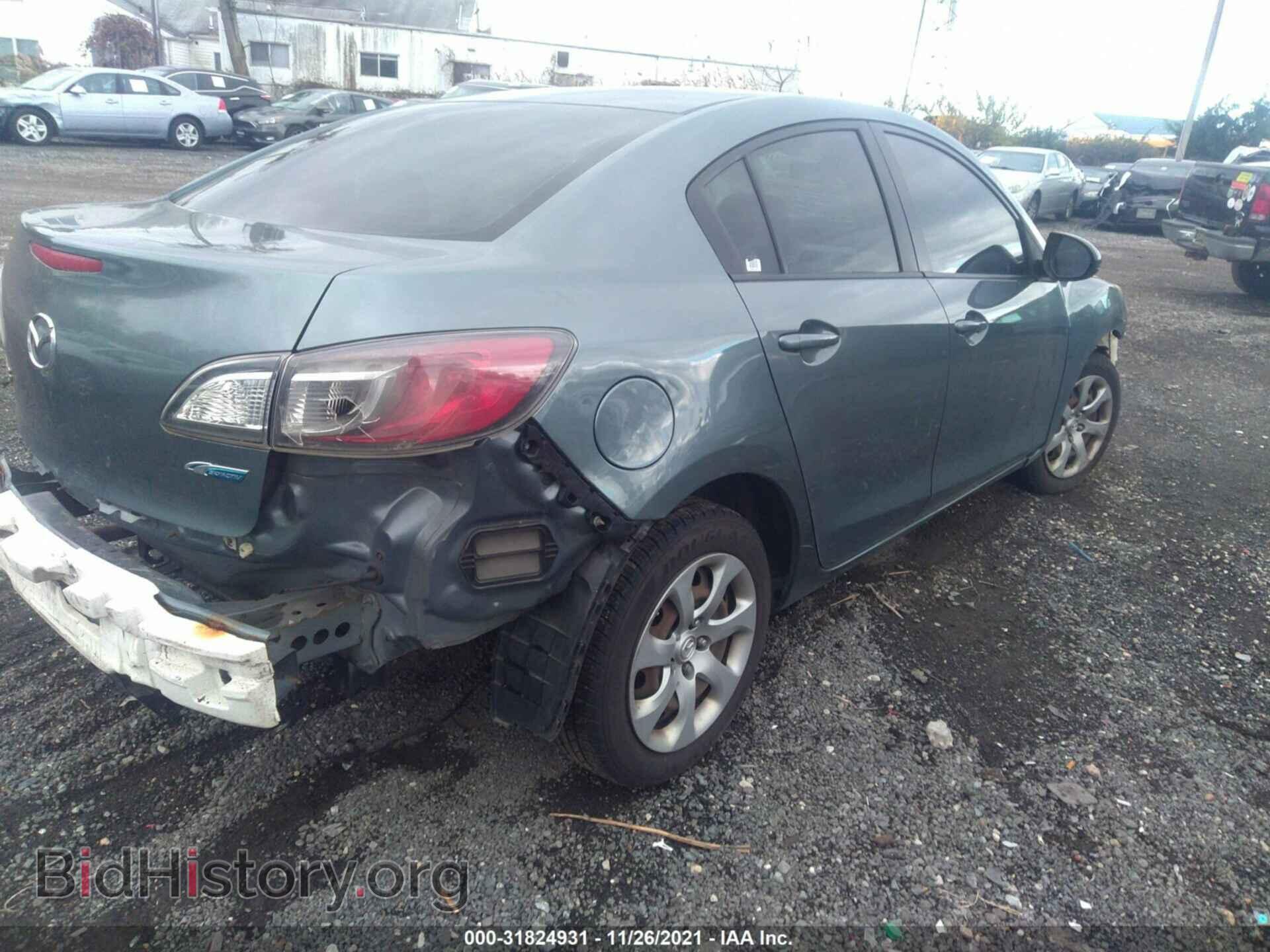 2013 MAZDA MAZDA3 - VIN: JM1BL1U70D1708519 - Фото 4