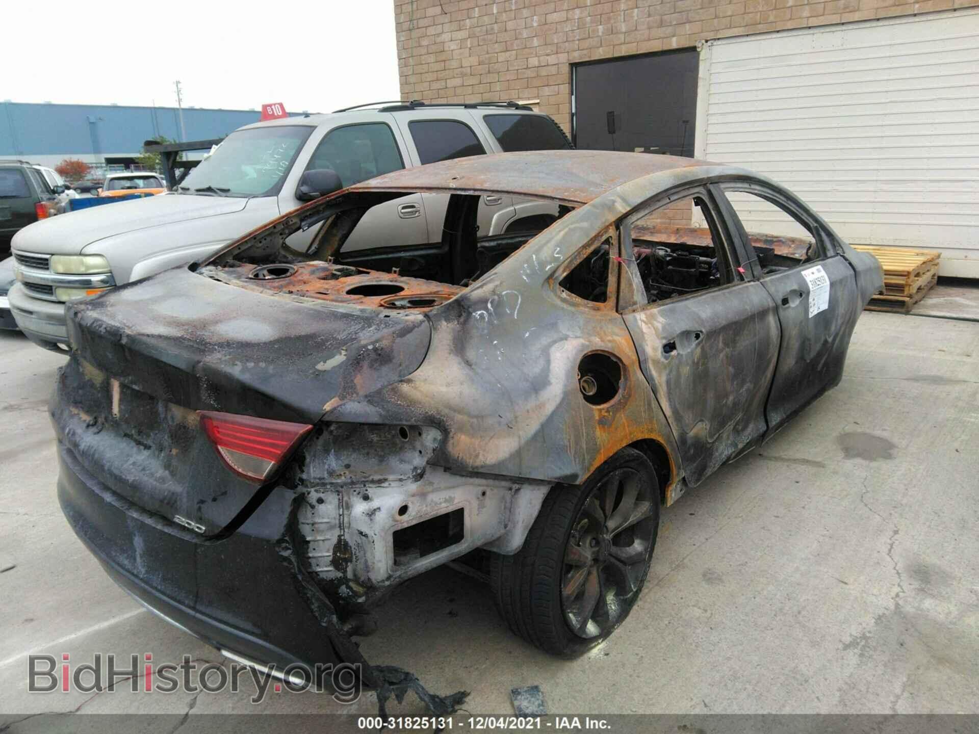 2016 CHRYSLER 200 - VIN: 1C3CCCAG4GN114909 - Фото 4
