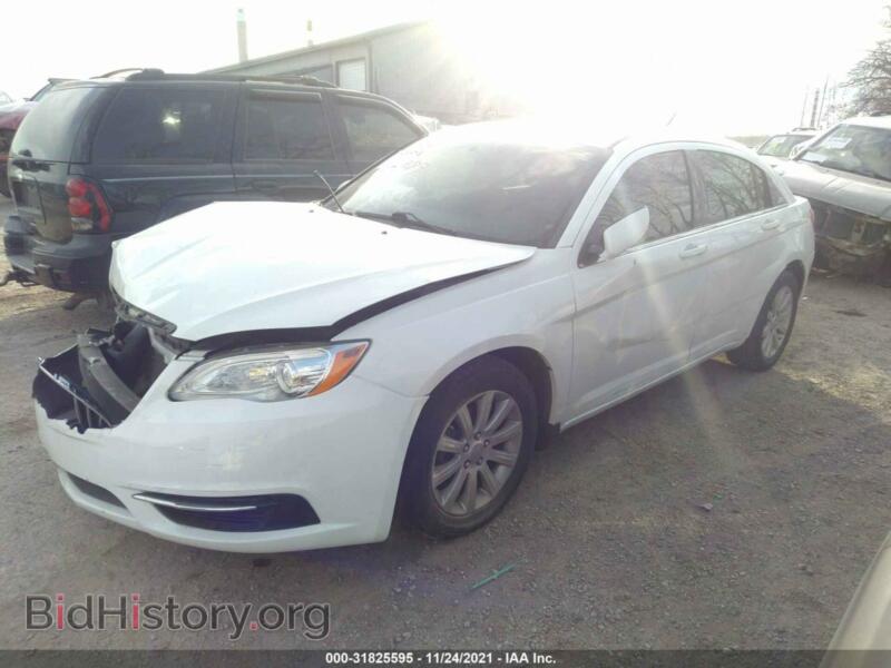 2013 Chrysler 200 (VIN 1C3CCBBG3DN531989) — photo 2 of 11